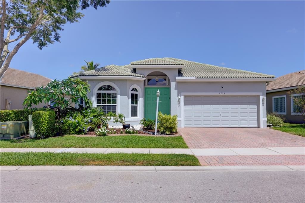 4714 NW 120th Dr, Coral Springs, FL 33076
