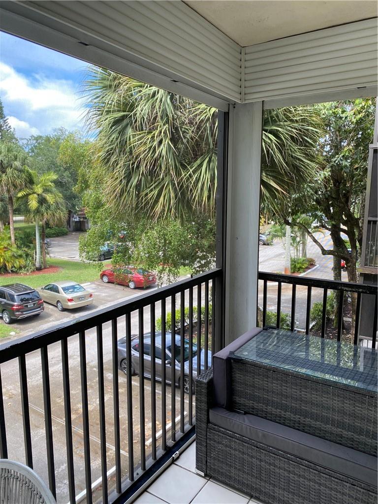 5530 NW 44th St 303C