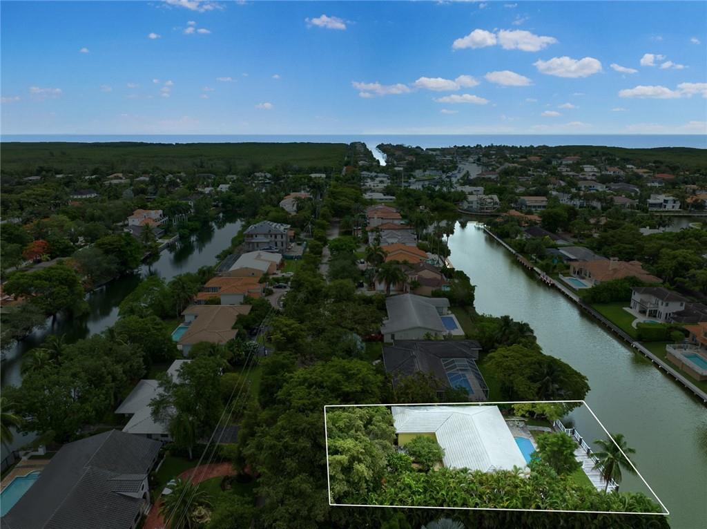 Photo 1 of 1520 Lugo Ave in Coral Gables - MLS F10383118
