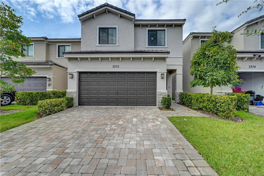 3372 NW 5th St, Pompano Beach, FL 33069