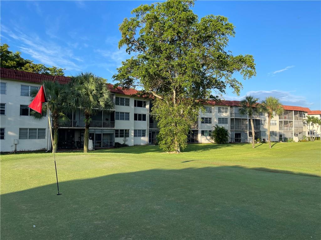 830 S Hollybrook Dr 206, Pembroke Pines, FL 33025