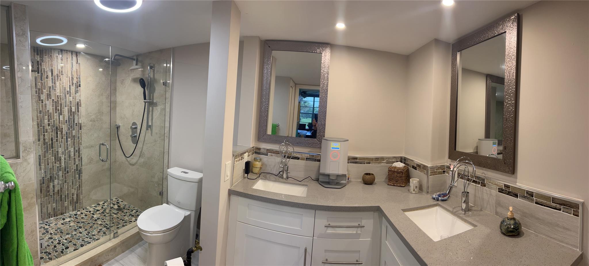 Photo 16 of home located at 806 Cypress Blvd 204, Pompano Beach FL