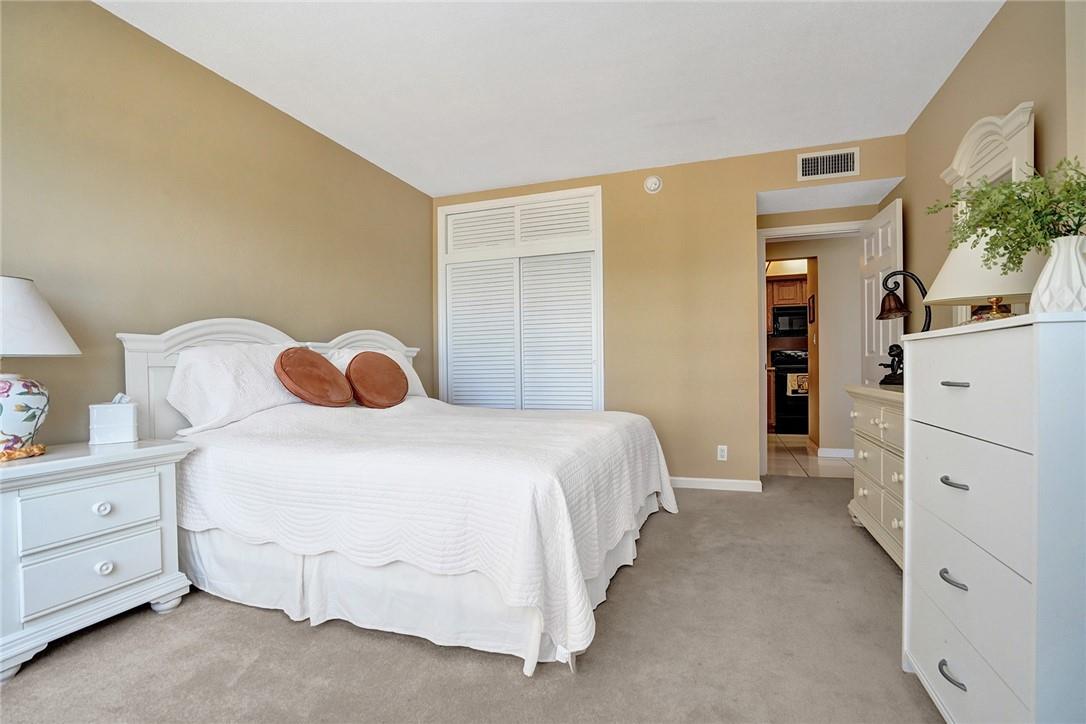 3800 Galt Ocean Dr 406