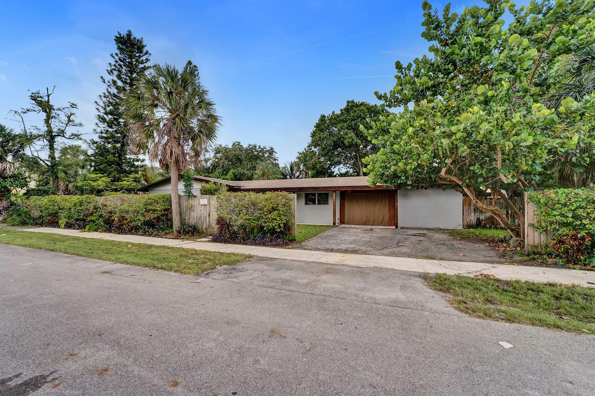 Photo 1 of 1708 SW 11th St in Fort Lauderdale - MLS F10389577