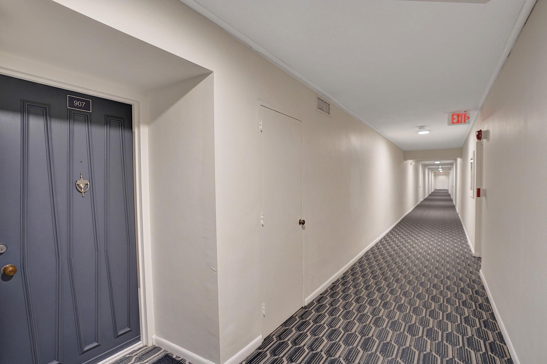 3430 Galt Ocean Dr 907