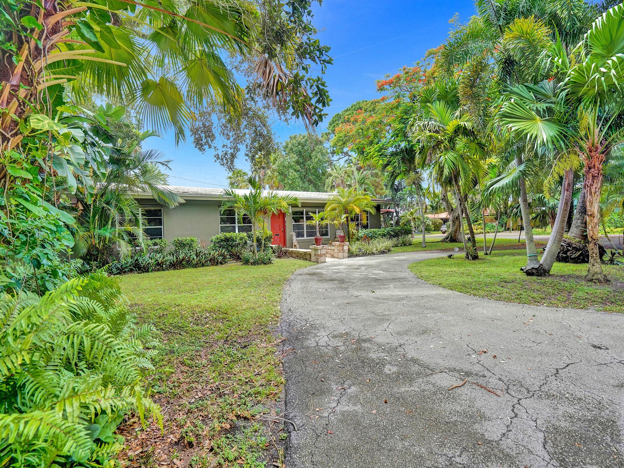 2824 NE 14th Ave