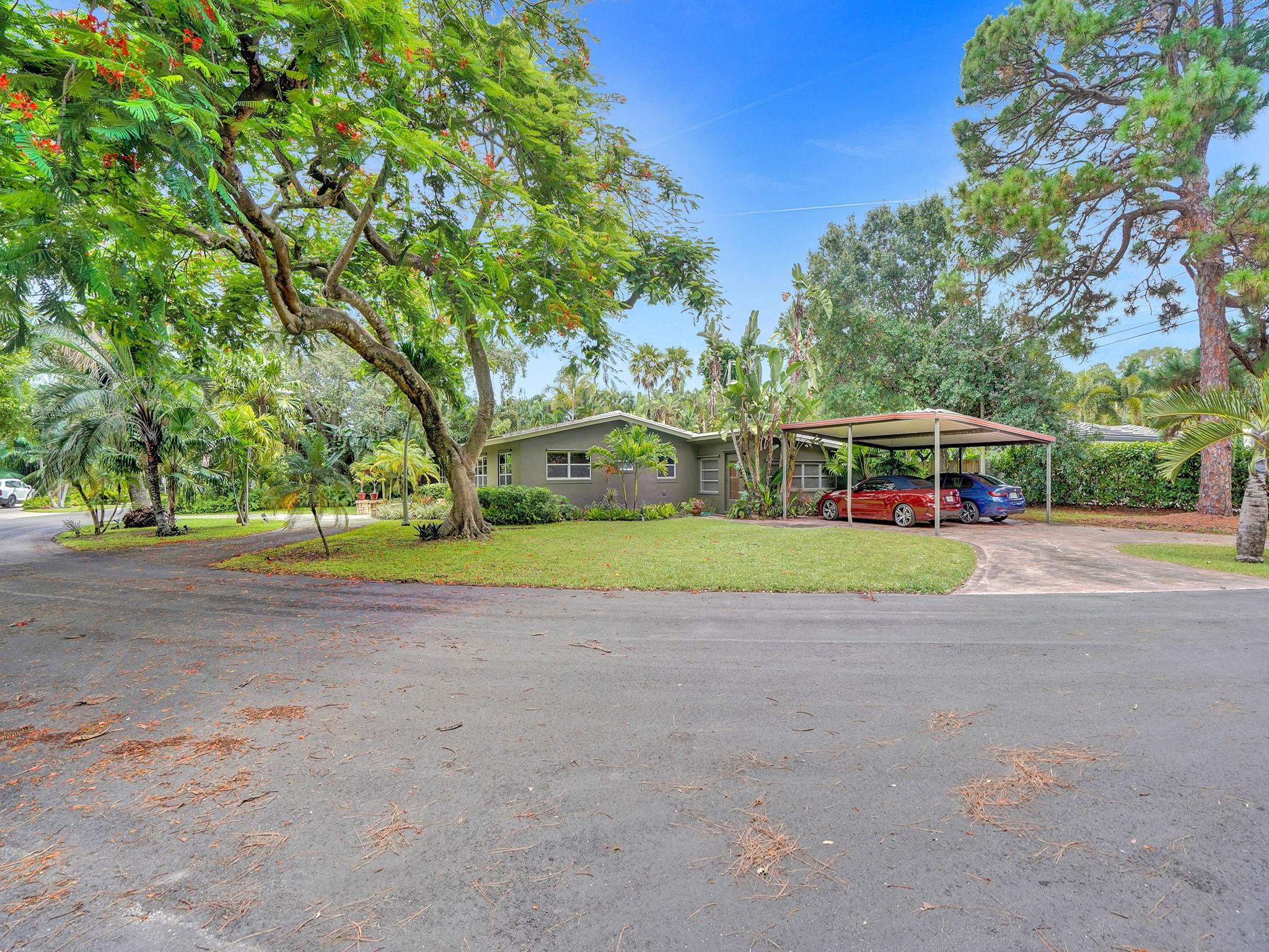 2824 NE 14th Ave