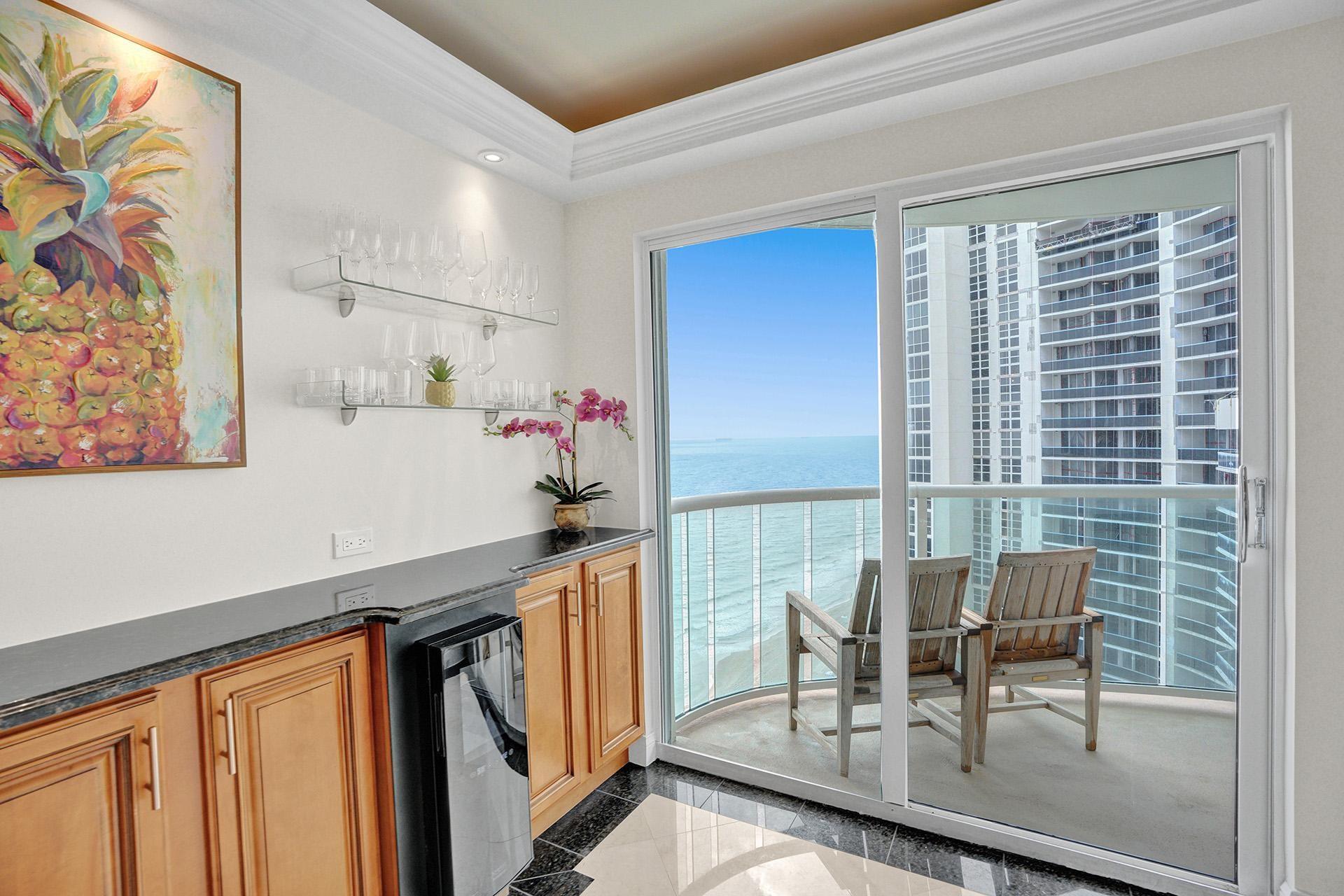 3400 Galt Ocean Dr 2004S