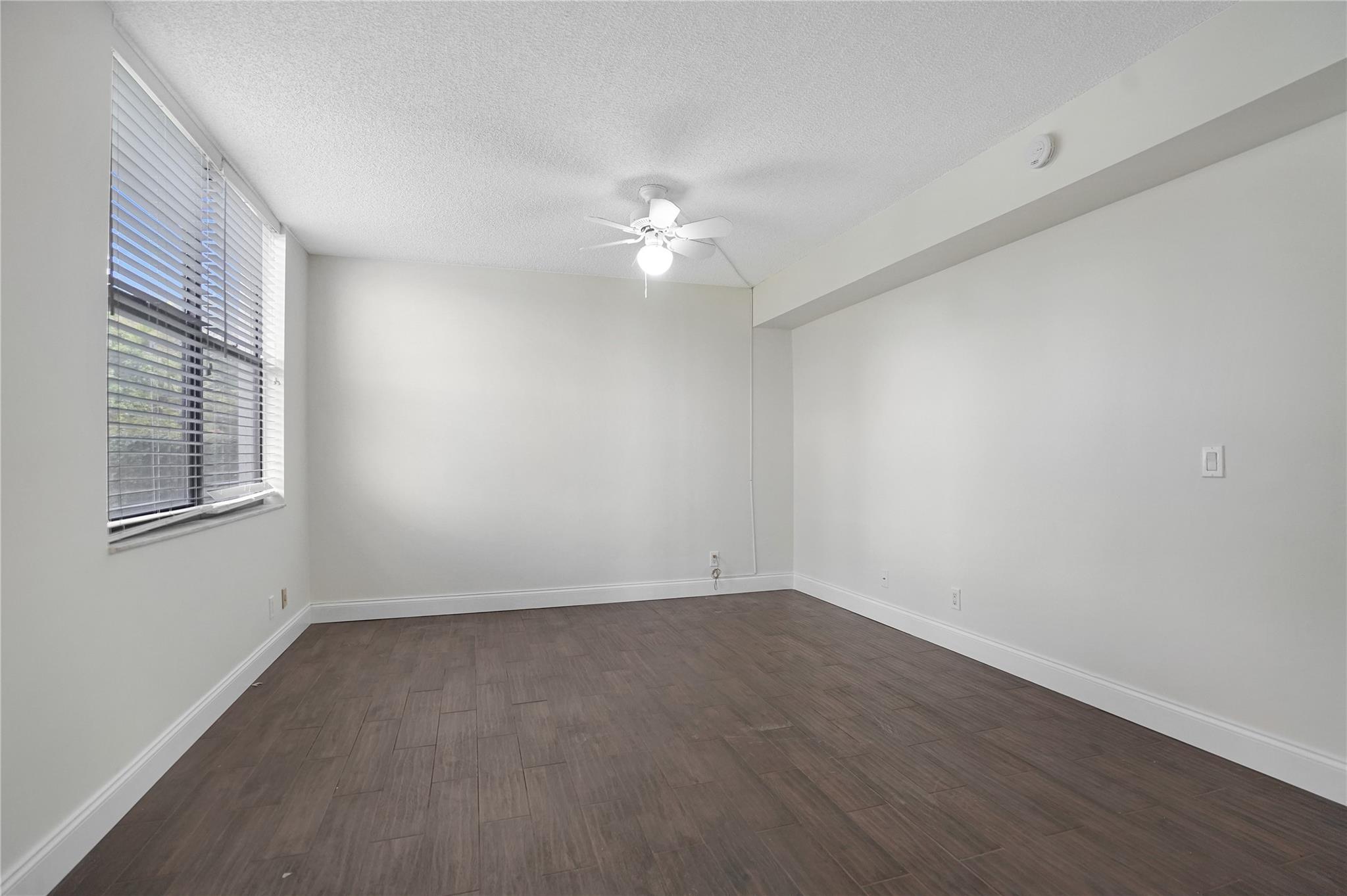 109 Lake Emerald Dr 110