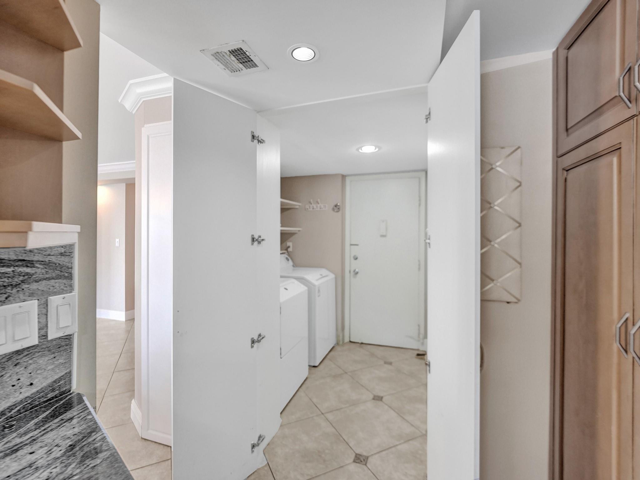 4280 Galt Ocean Dr 11J