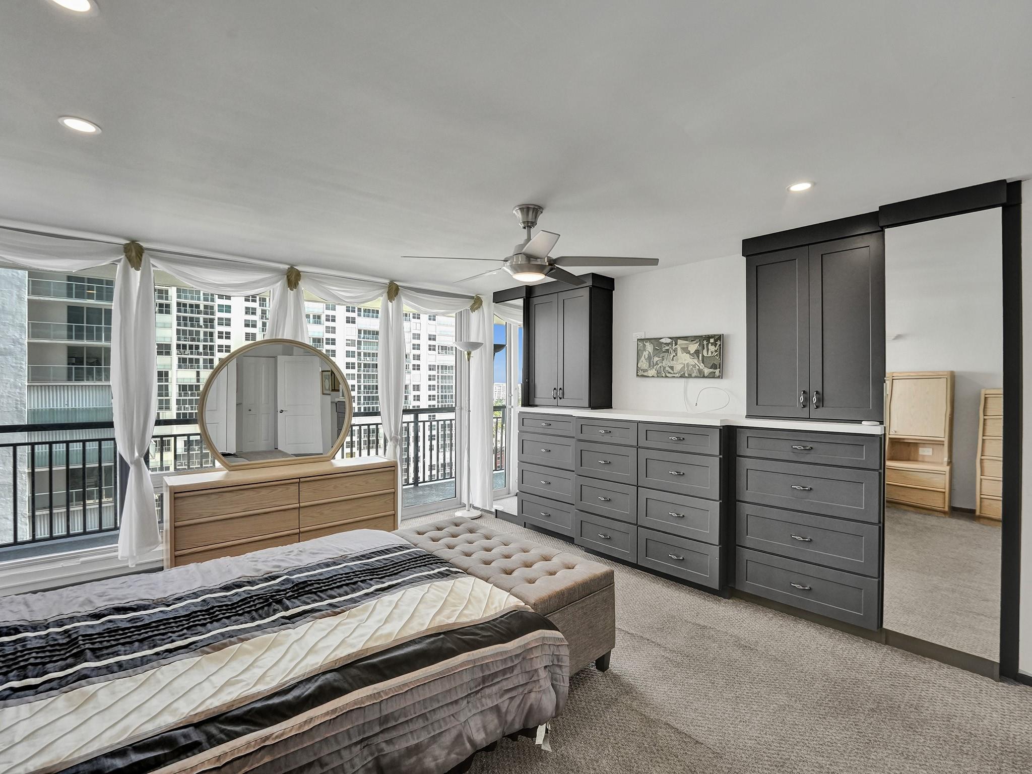 4280 Galt Ocean Dr 11J