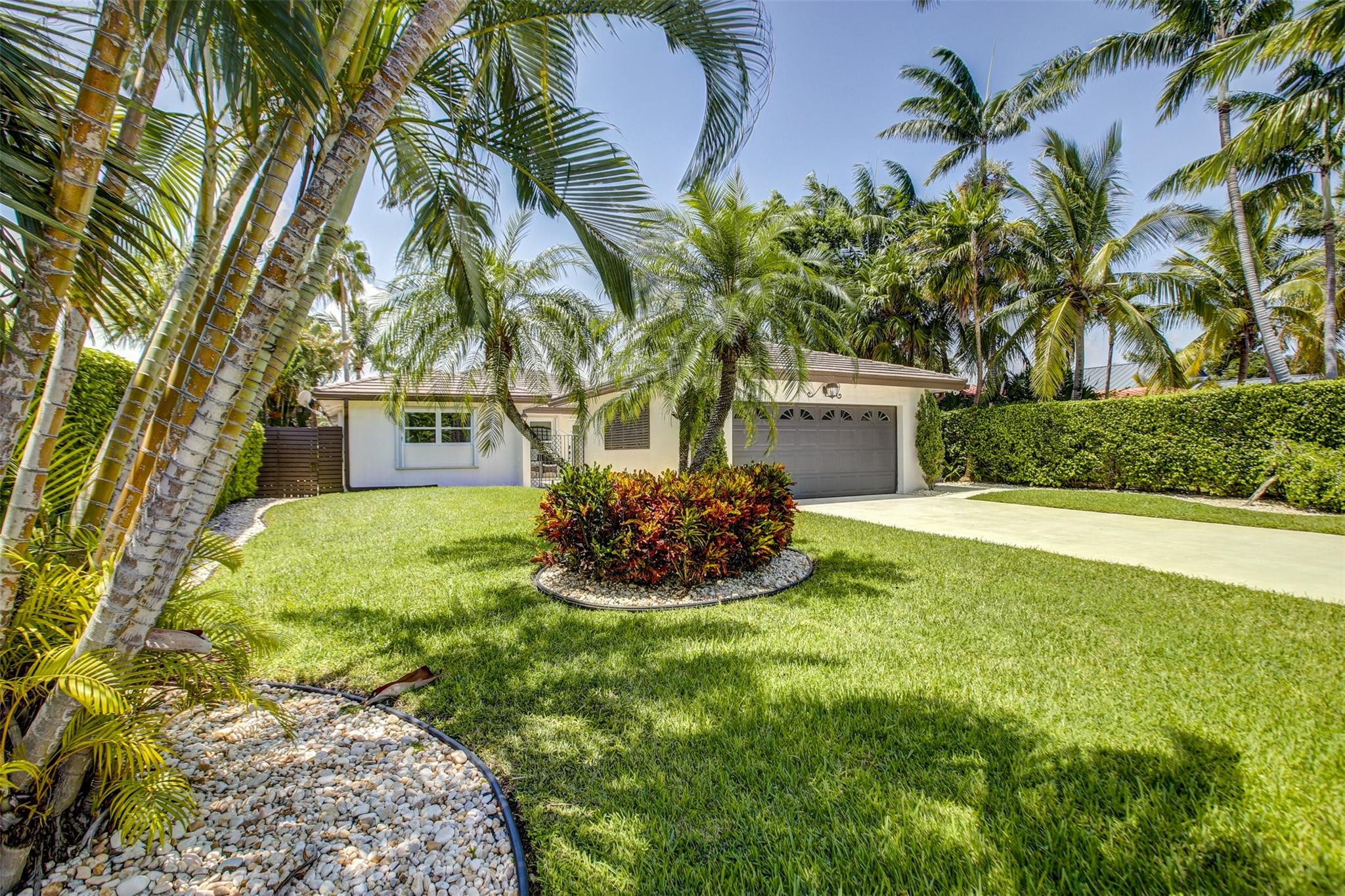 509 S Riverside Dr, Pompano Beach, FL 33062