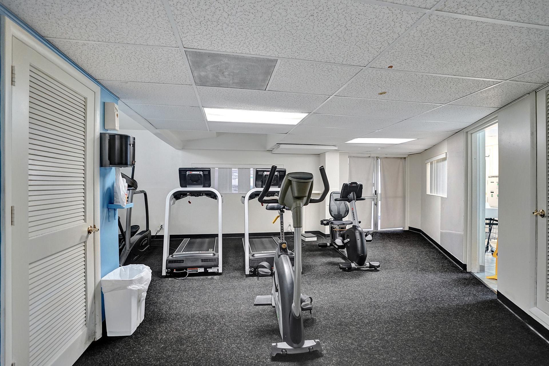 4010 Galt Ocean Dr 207
