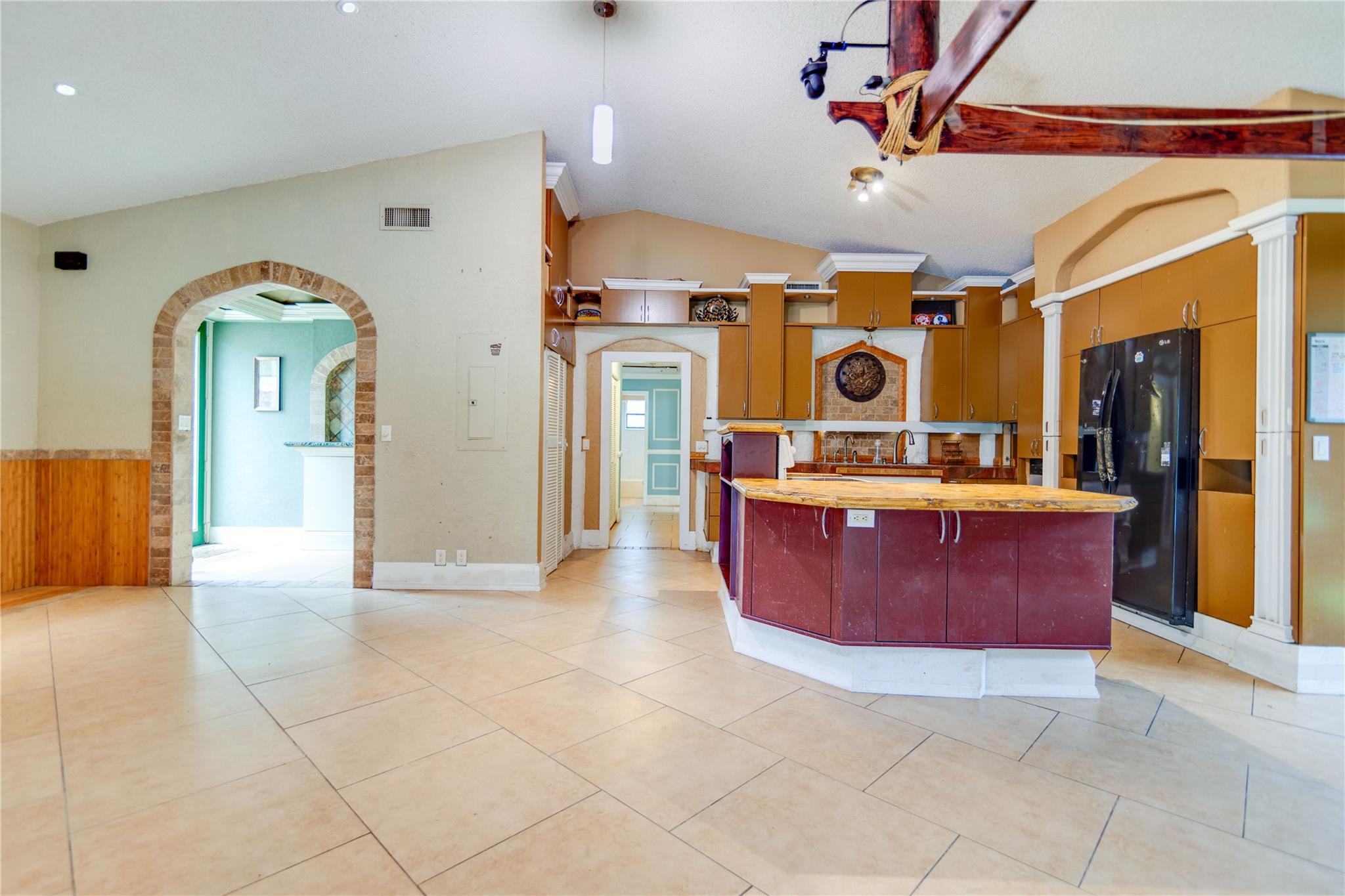 Photo 8 of home located at 16319 E Burns Dr, Loxahatchee FL