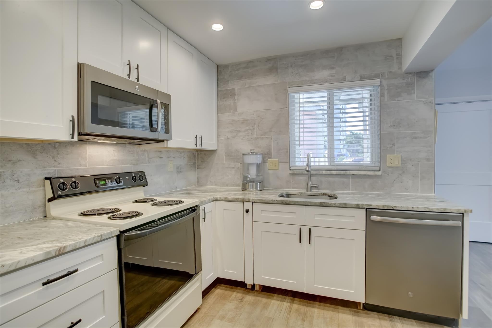 Photo 2 of Bon Bini Condominium Apt 101 in Pompano Beach - MLS F10395747