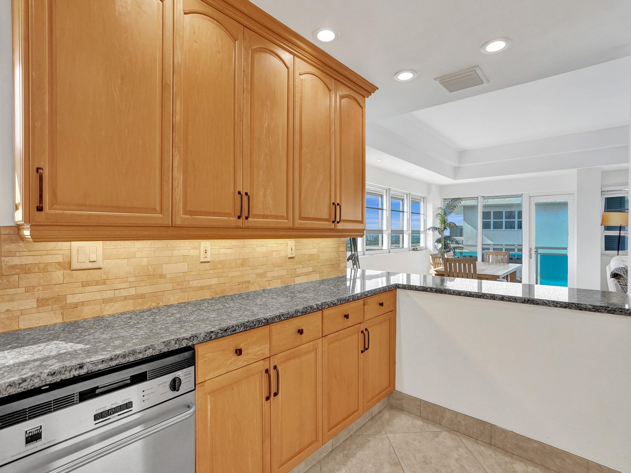 3430 Galt Ocean Dr 1701