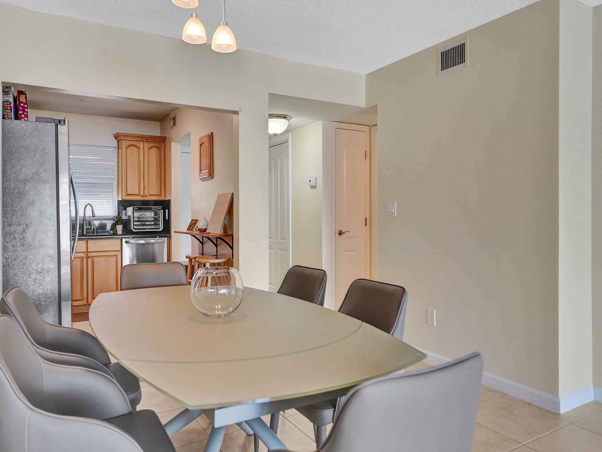3605 NE 32nd Ave 103