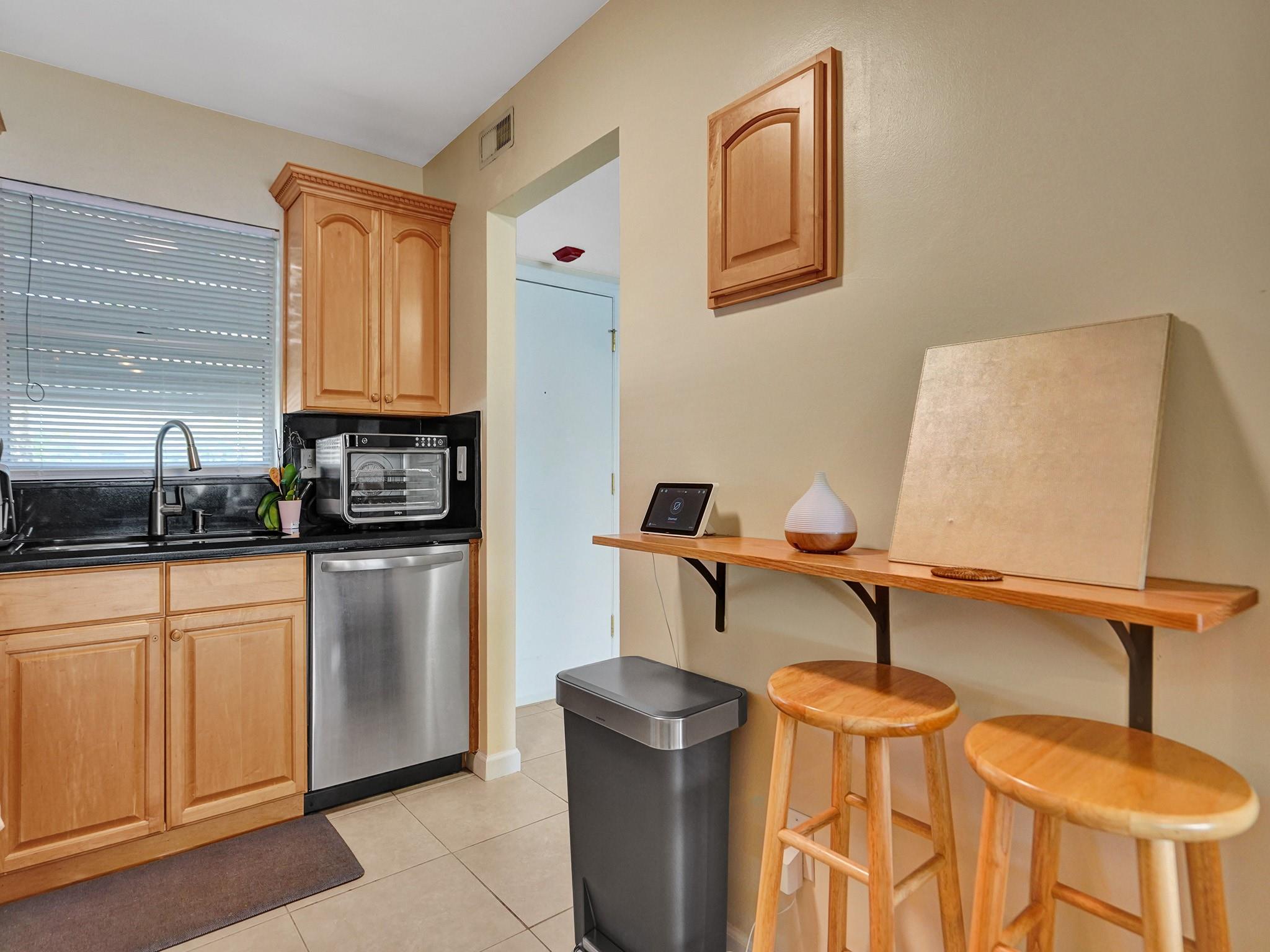 3605 NE 32nd Ave 103