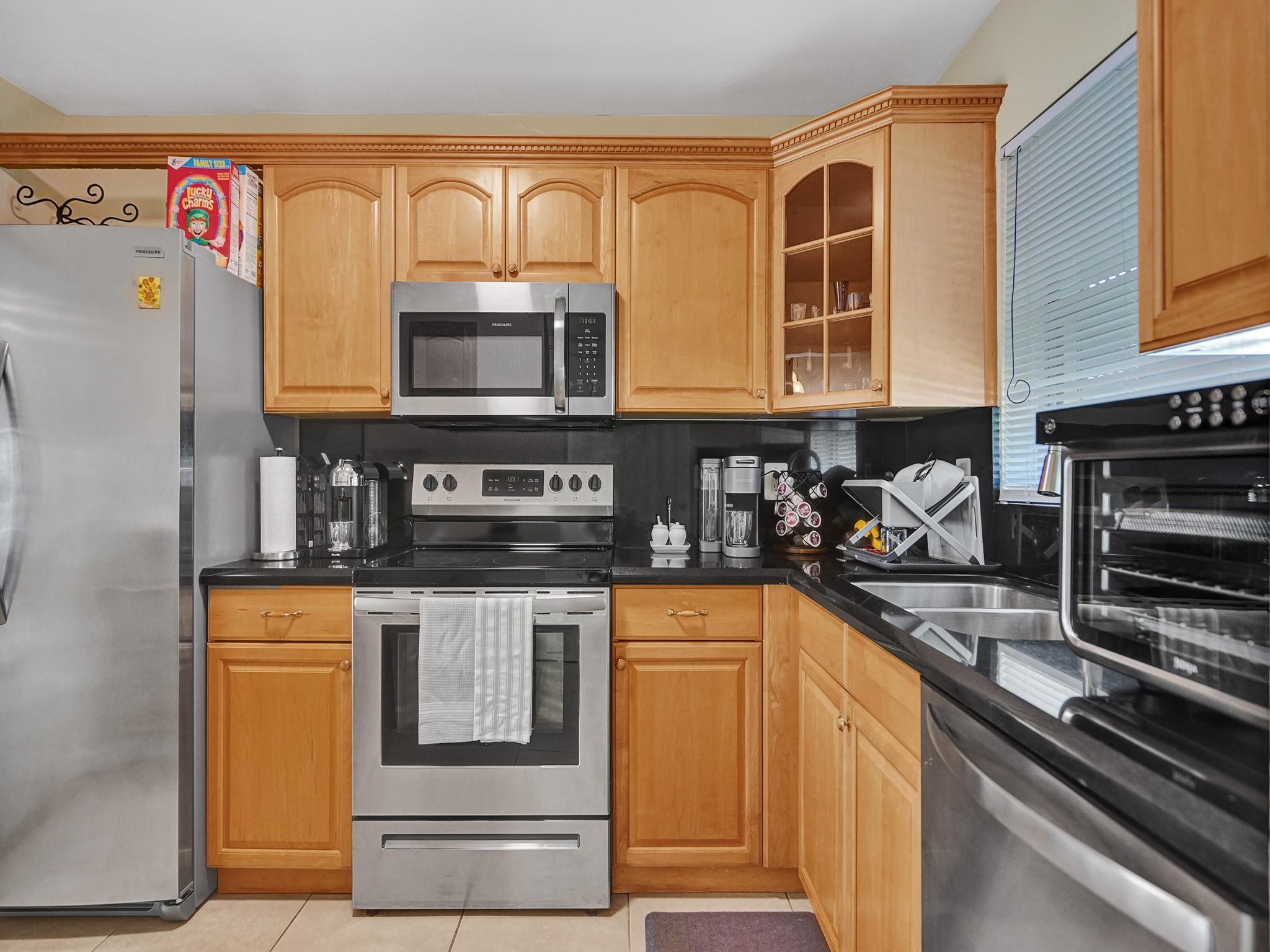 3605 NE 32nd Ave 103