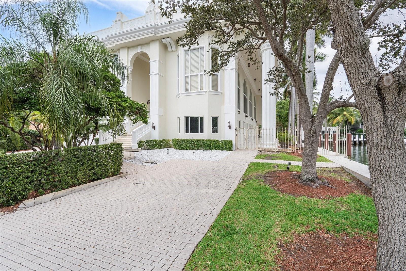 Photo 2 of 414 RIVIERA ISLE in Fort Lauderdale - MLS F10398003