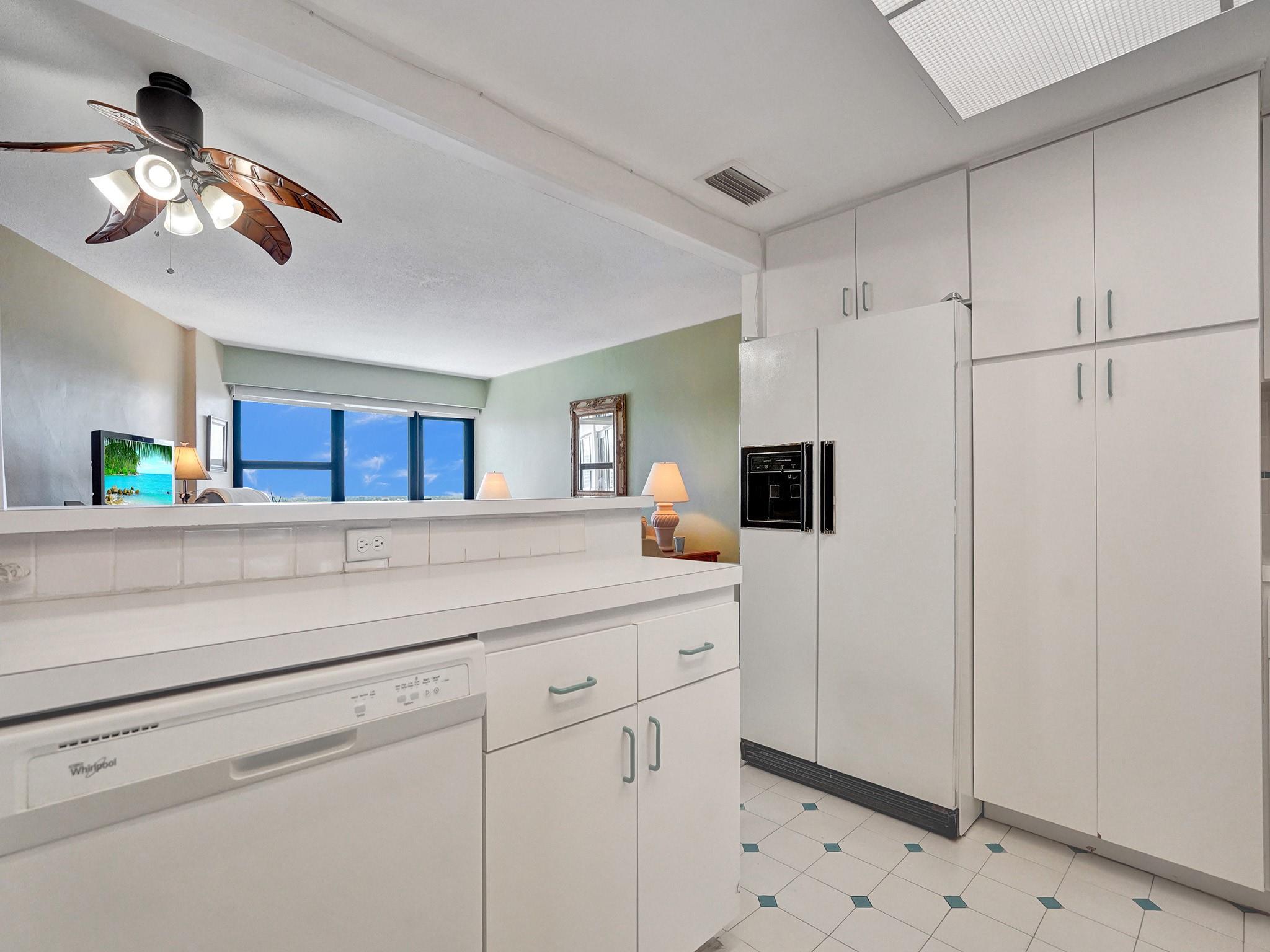 3800 Galt Ocean Dr 1014