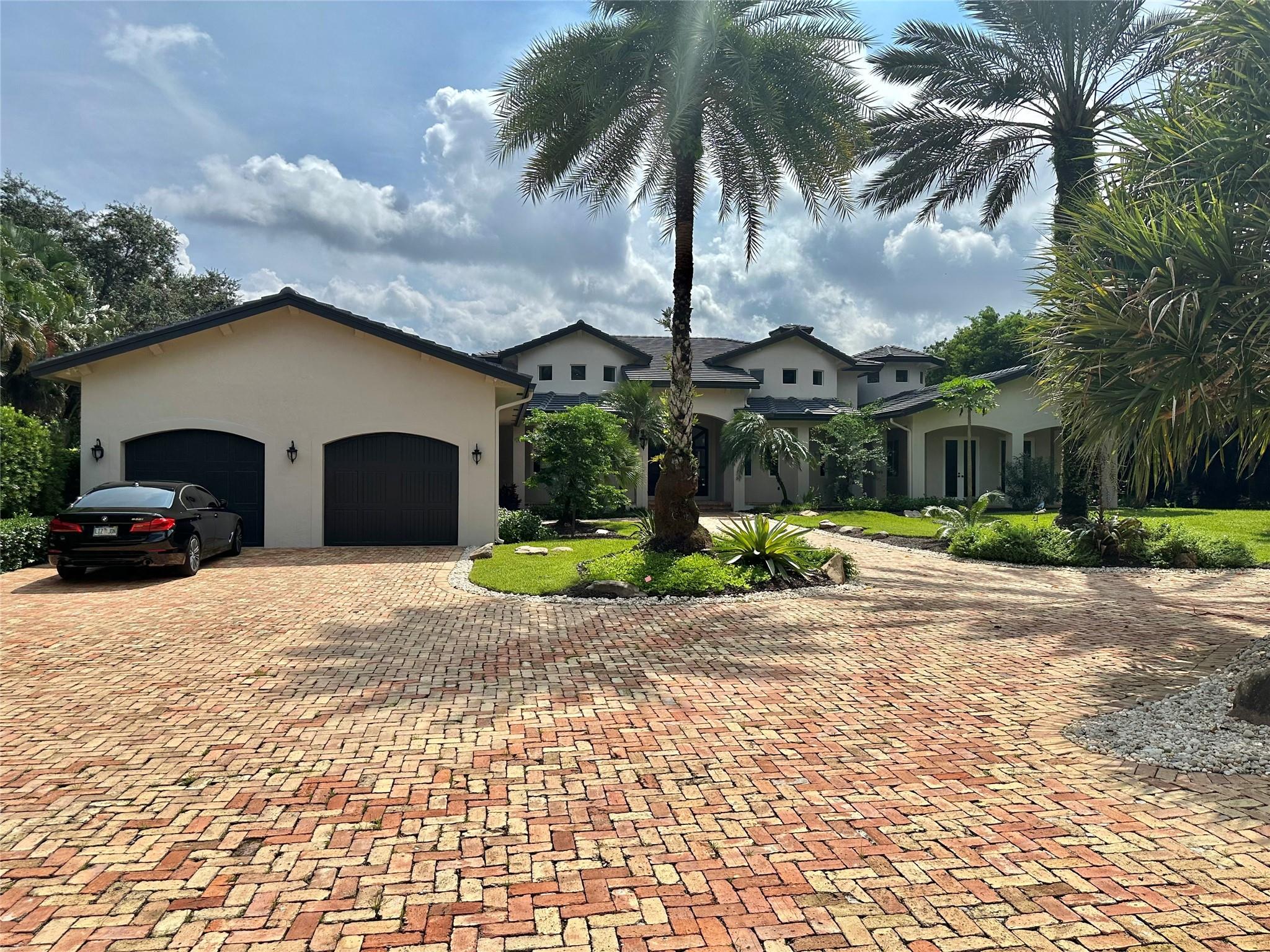 6410 HOLATEE TRAIL