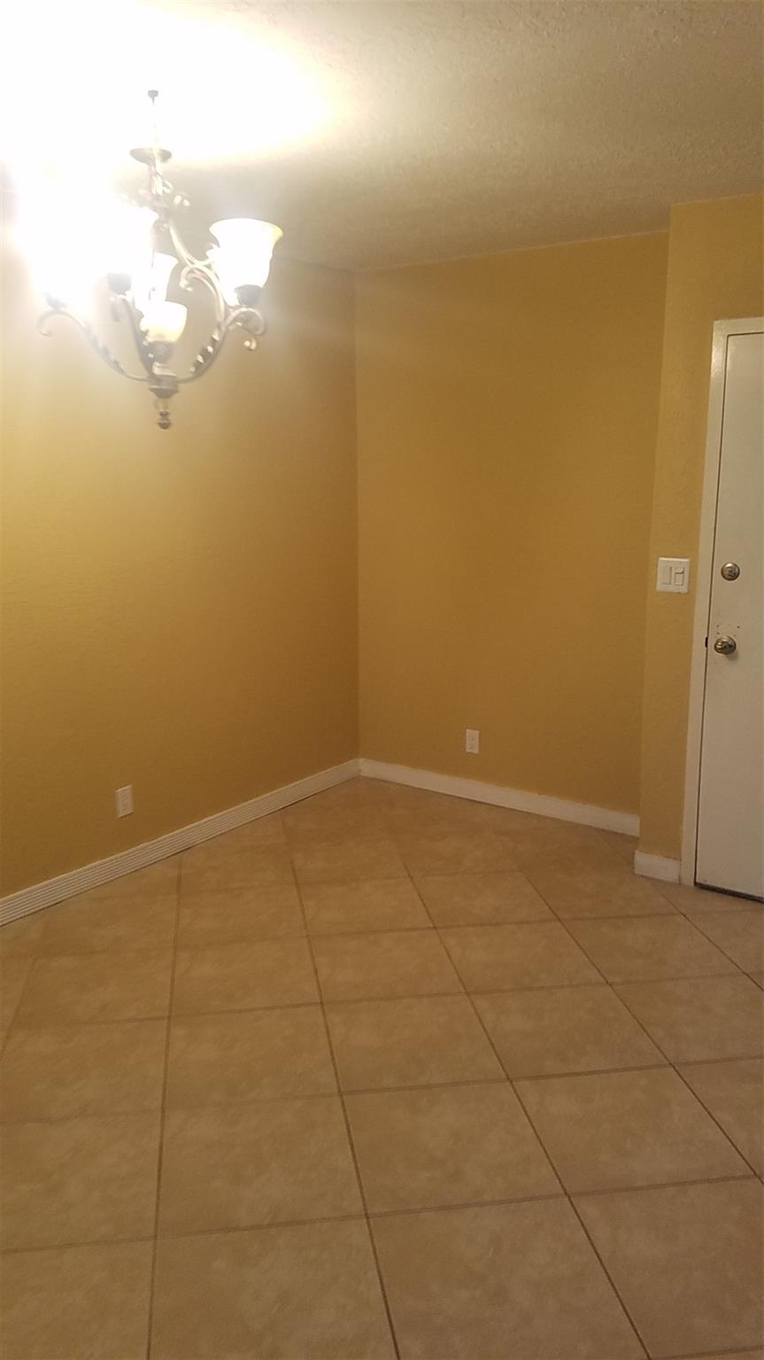 3105 OAKLAND SHORES DR J-102