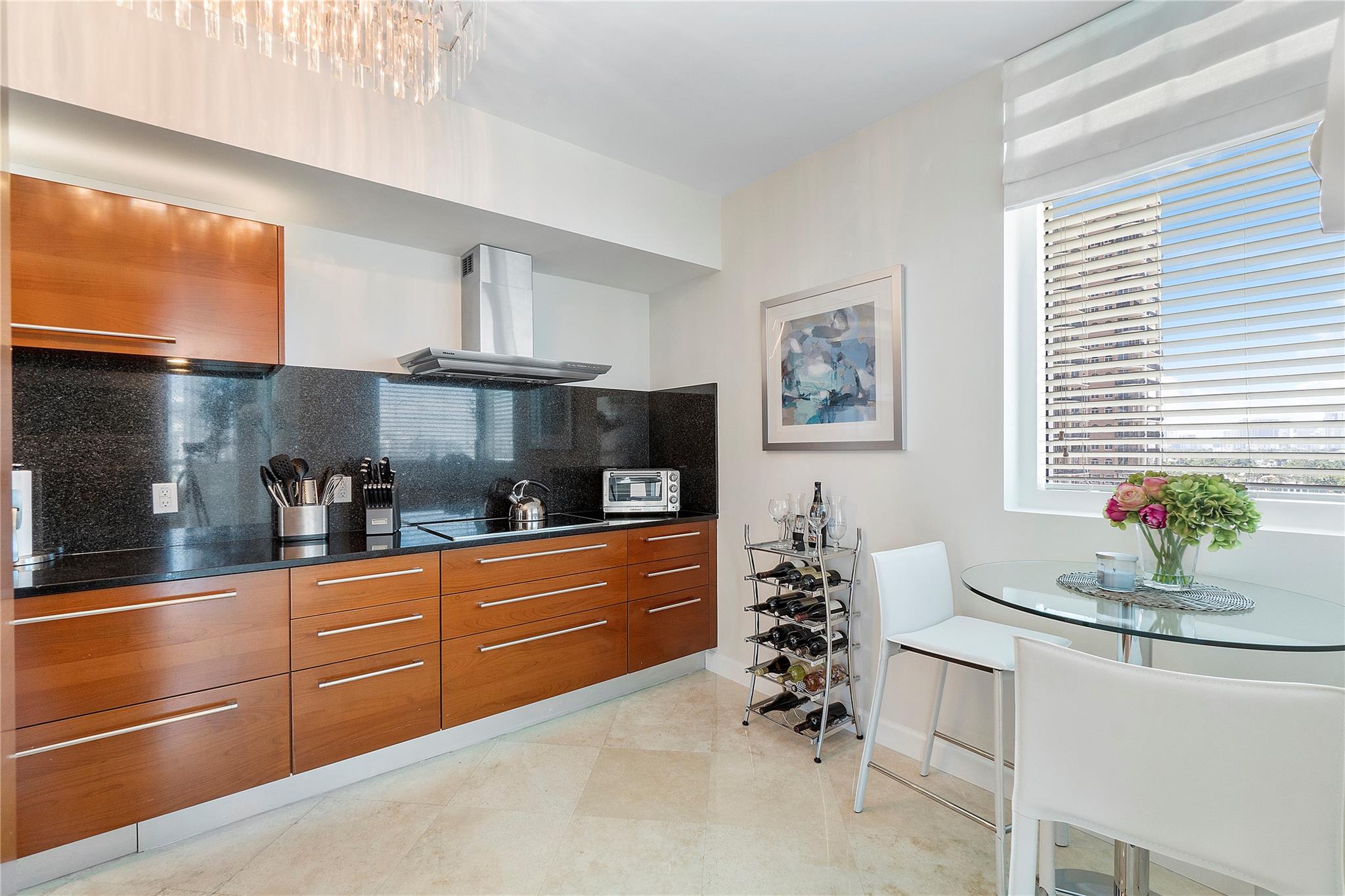 Photo 8 of home located at 101 S Fort Lauderdale Beach Blvd 1106, Fort Lauderdale FL