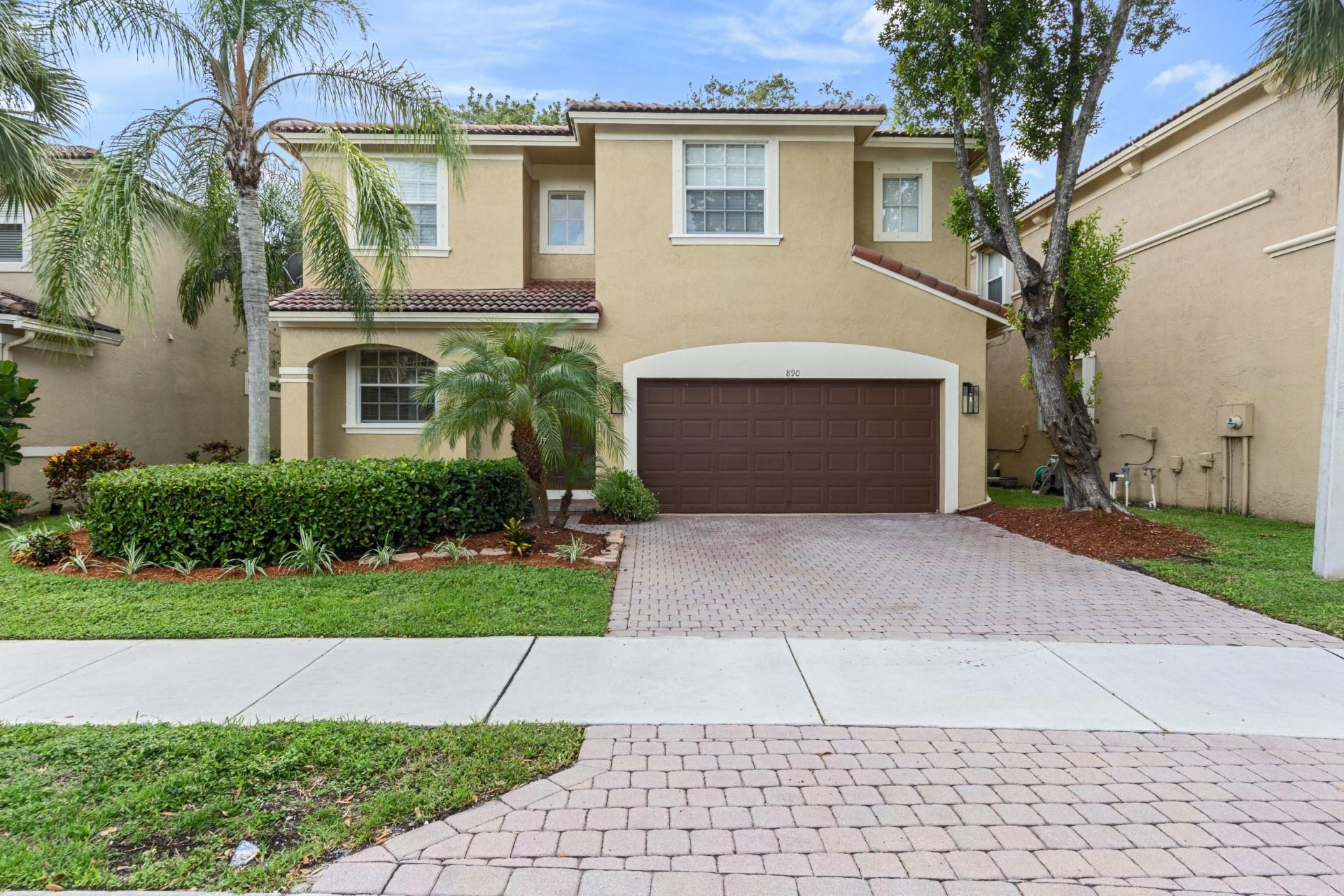 Photo 0 of home located at 890 NW 127th Ave, Coral Springs FL