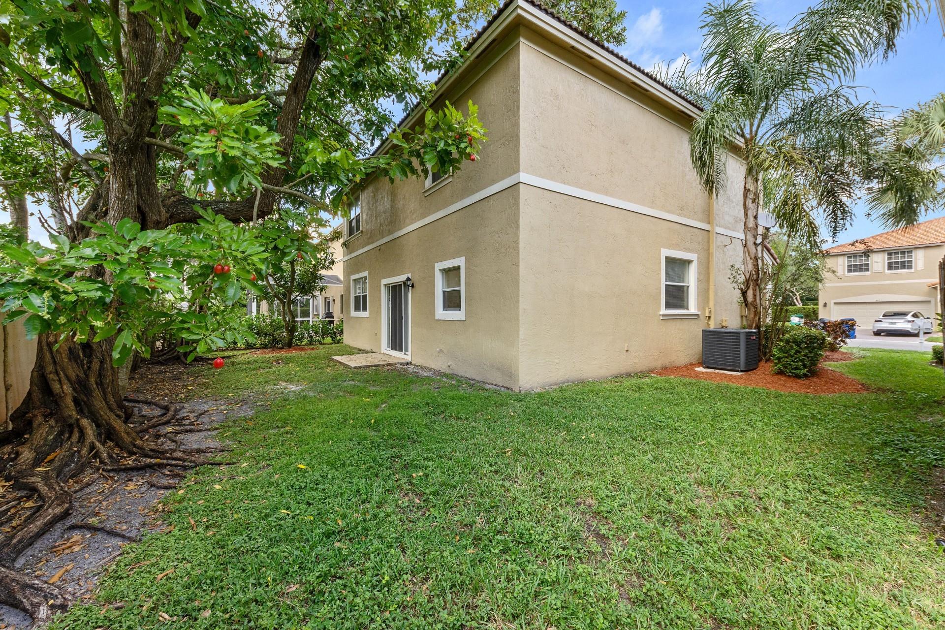 Photo 25 of home located at 890 NW 127th Ave, Coral Springs FL