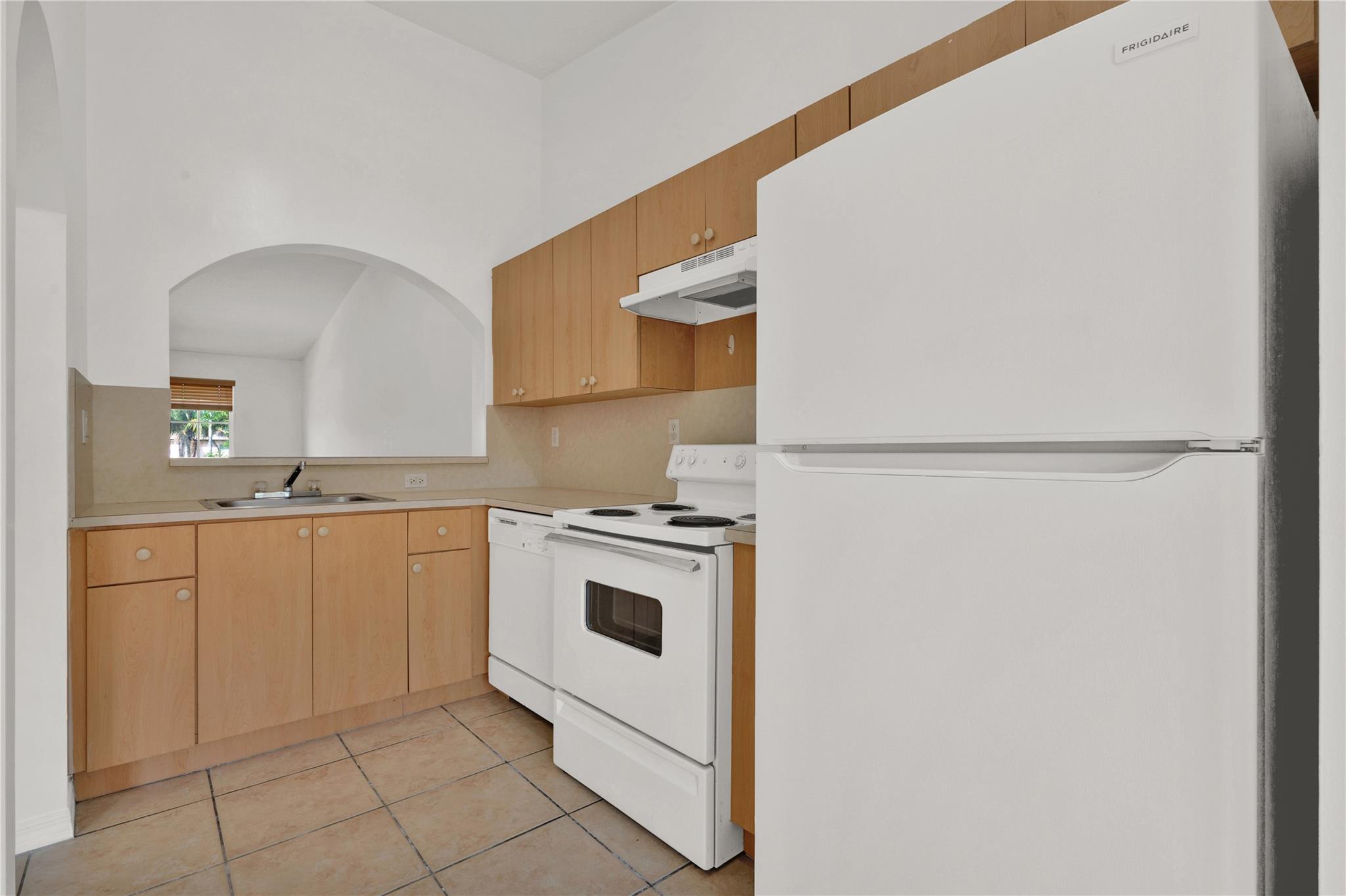 Photo 20 of home located at 2701 SE 12 PL 202, Homestead FL