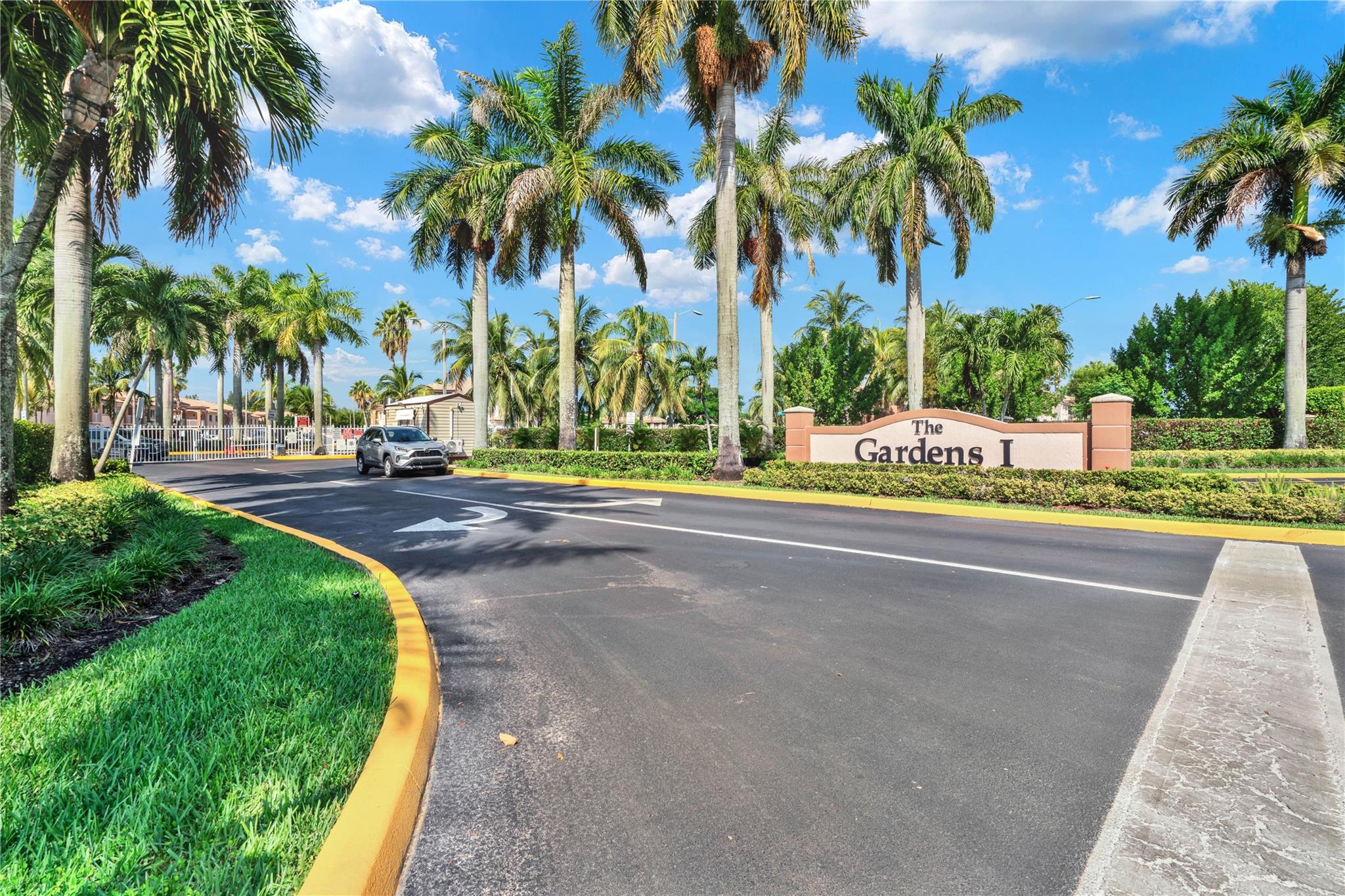 Photo 23 of home located at 2701 SE 12 PL 202, Homestead FL