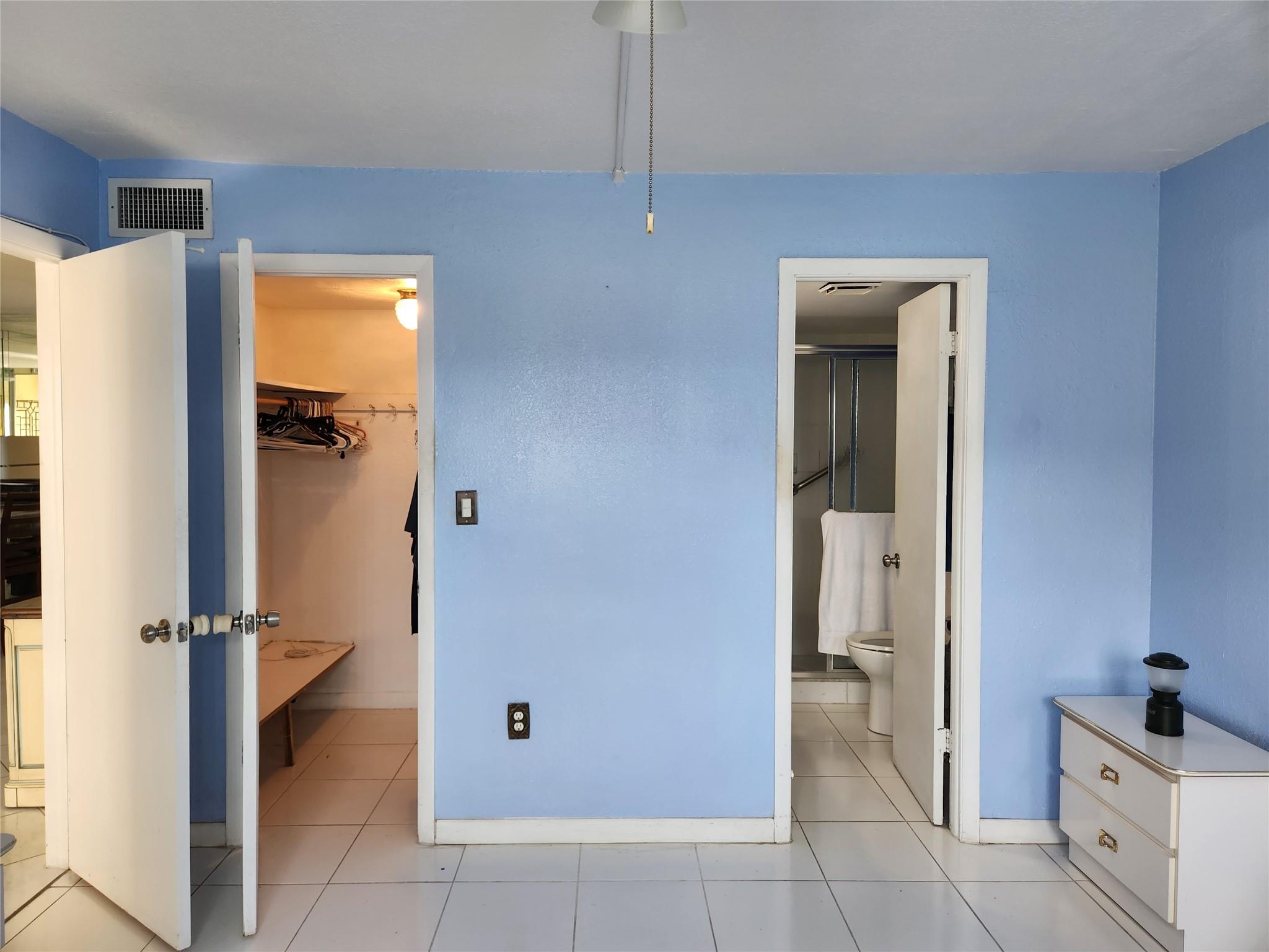 Photo 11 of home located at 2801 N Pine Island Rd 103, Sunrise FL