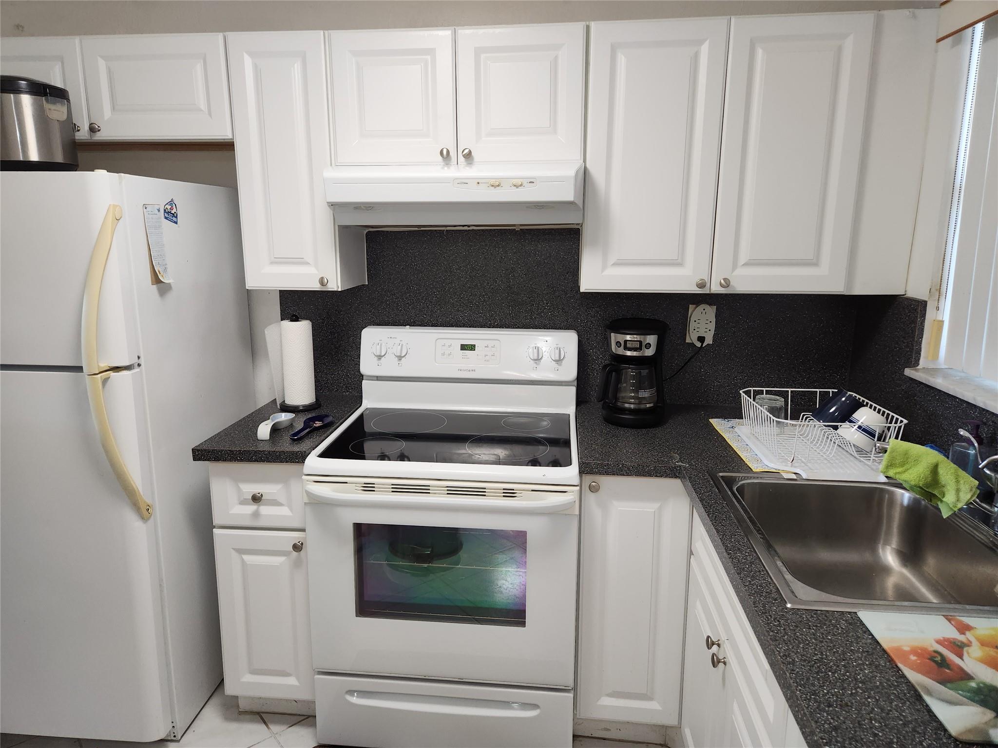 Photo 1 of home located at 2801 N Pine Island Rd 103, Sunrise FL