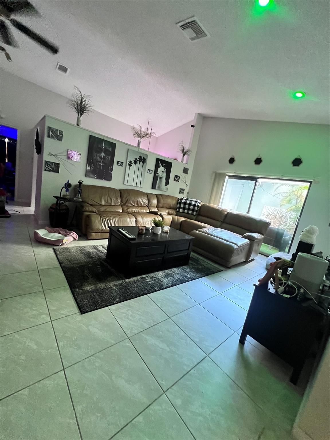 Photo 2 of home located at 9175 SW 20 Street C, Boca Raton FL