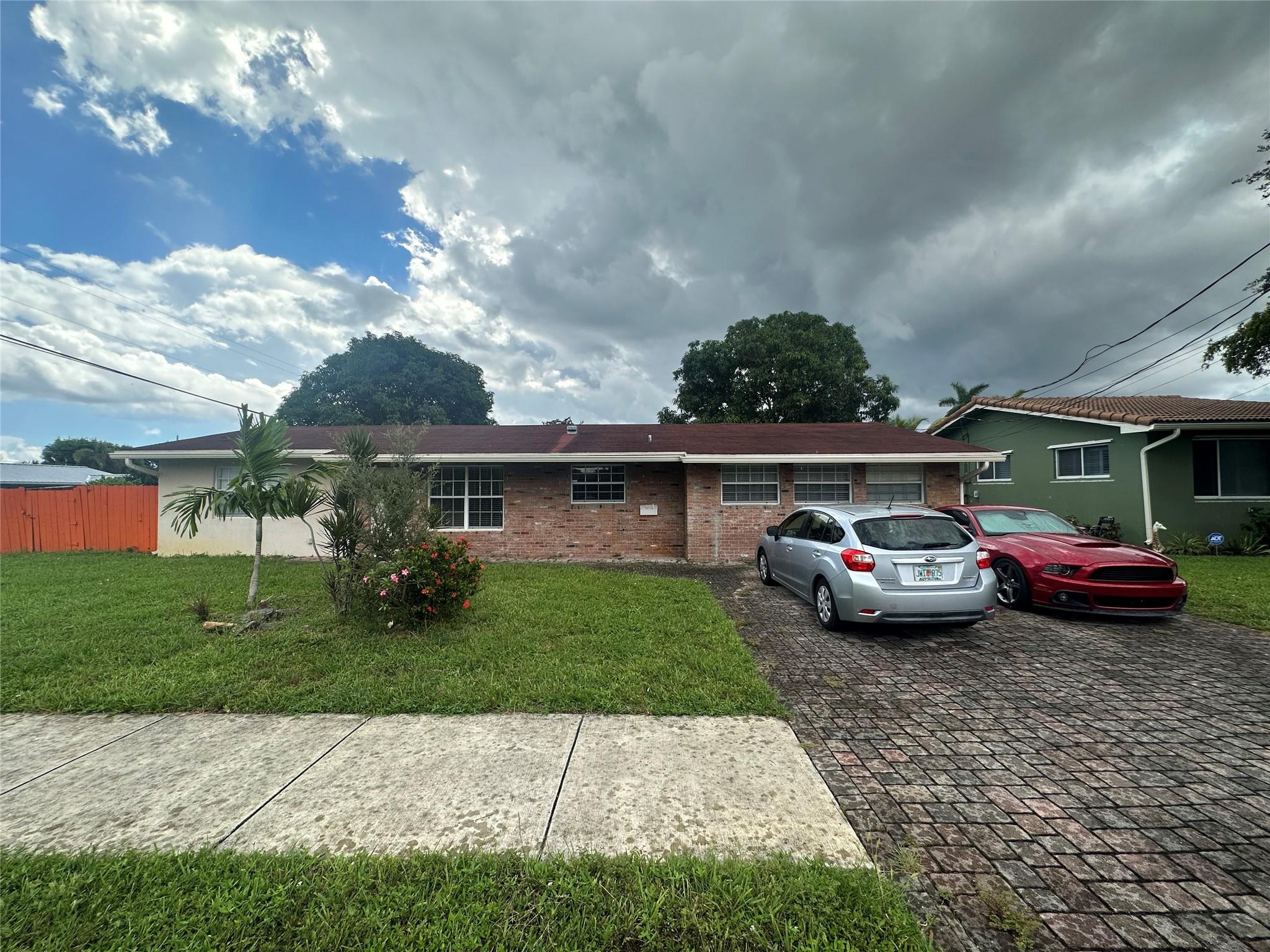 1478 NE 56th St, Fort Lauderdale, FL 33334