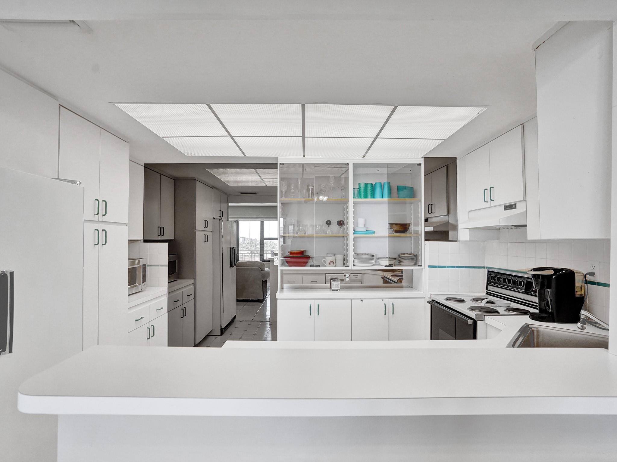 3800 Galt Ocean Dr 1014