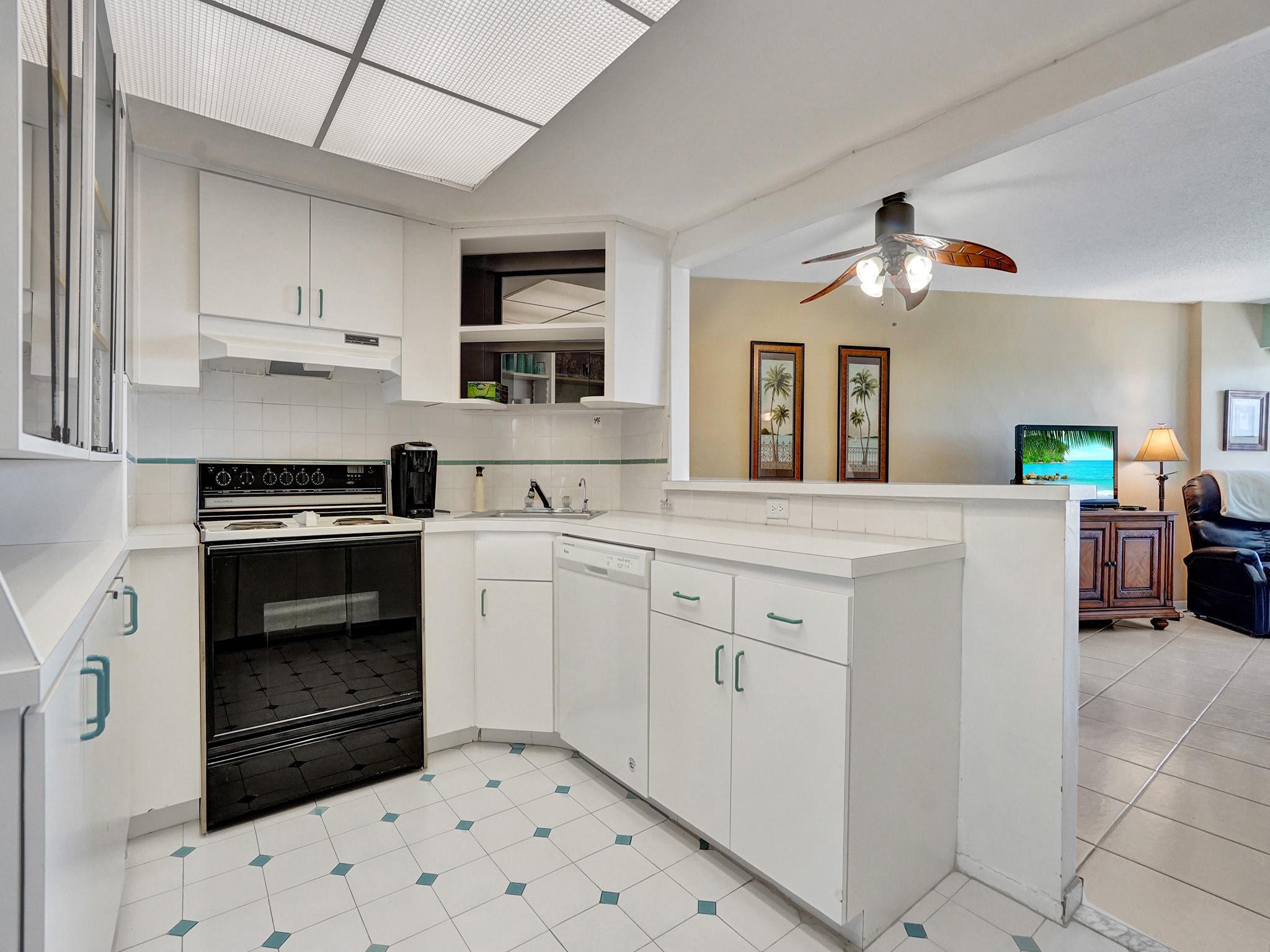 3800 Galt Ocean Dr 1014