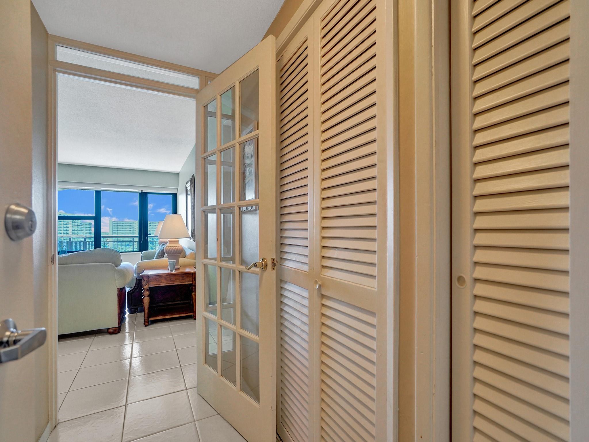 3800 Galt Ocean Dr 1014