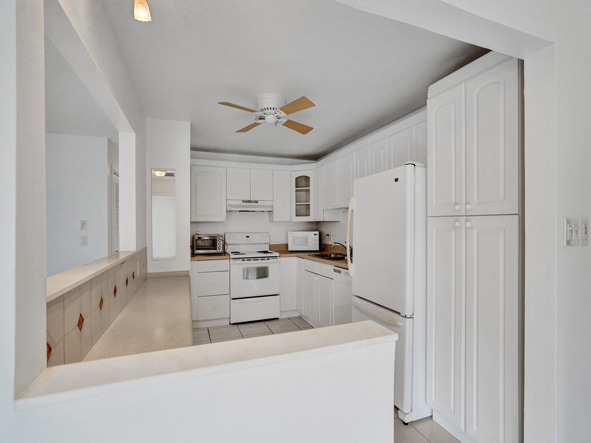 8545 NW 12th St B182