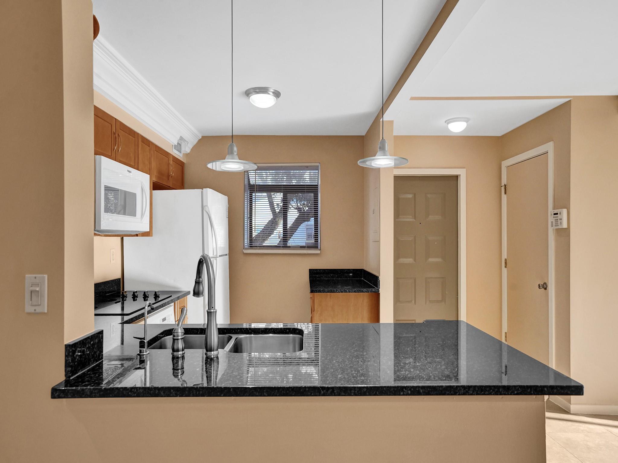 604 GARDENS DR 103
