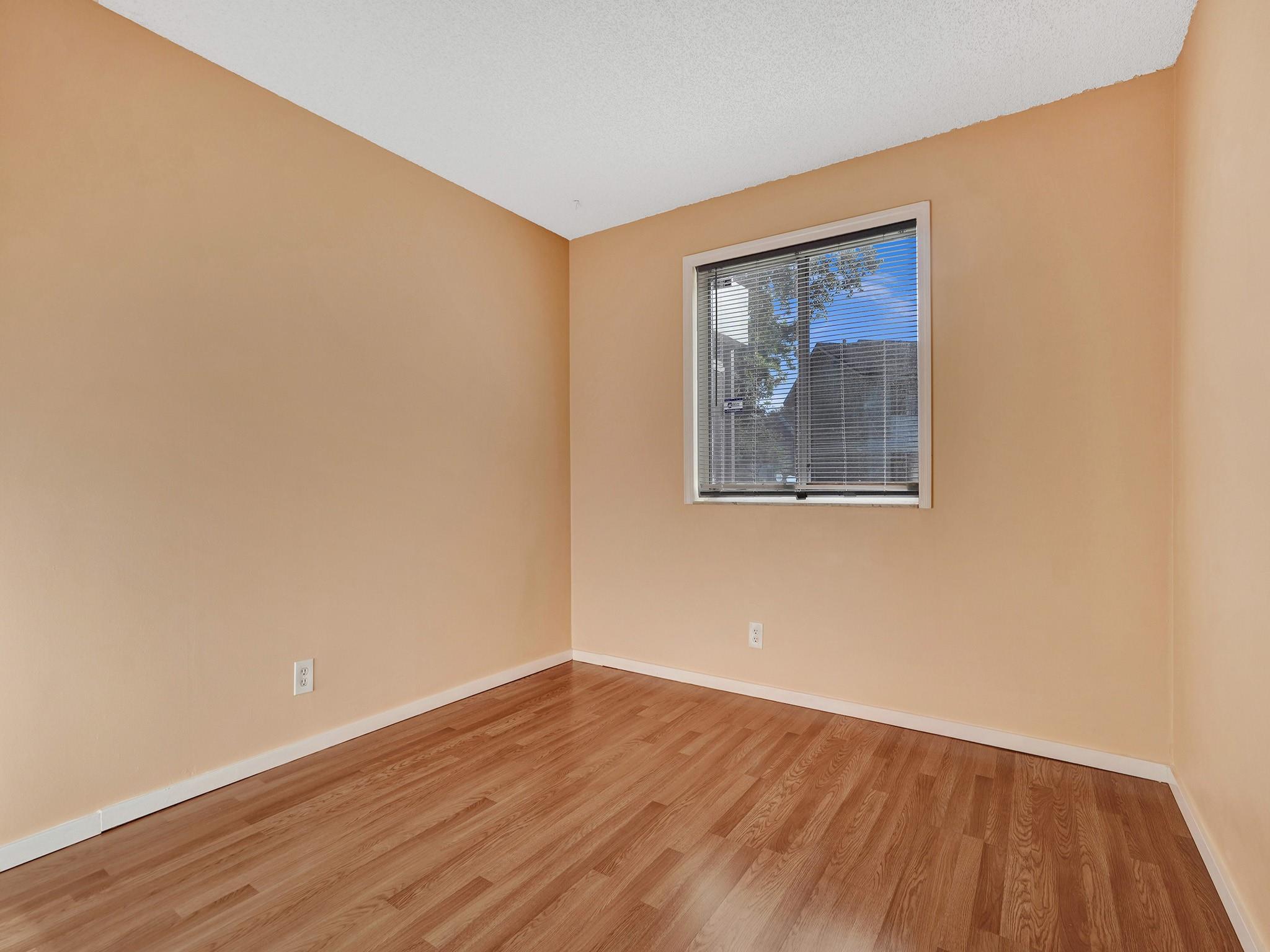 604 GARDENS DR 103