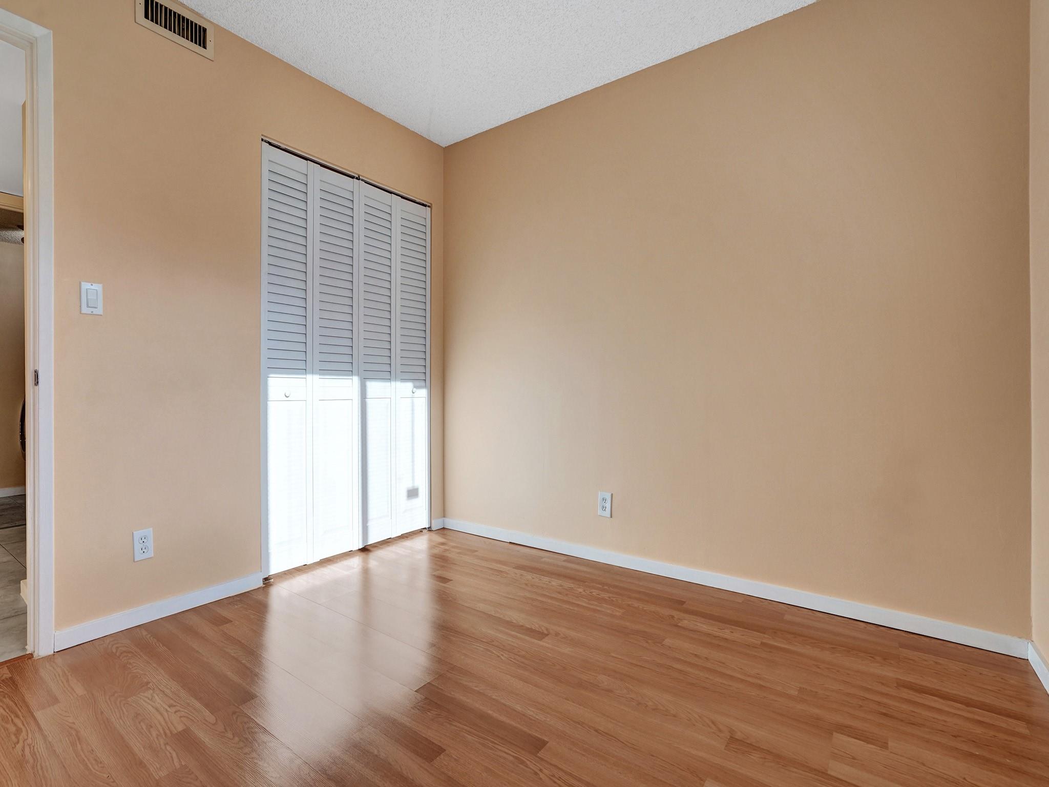 604 GARDENS DR 103