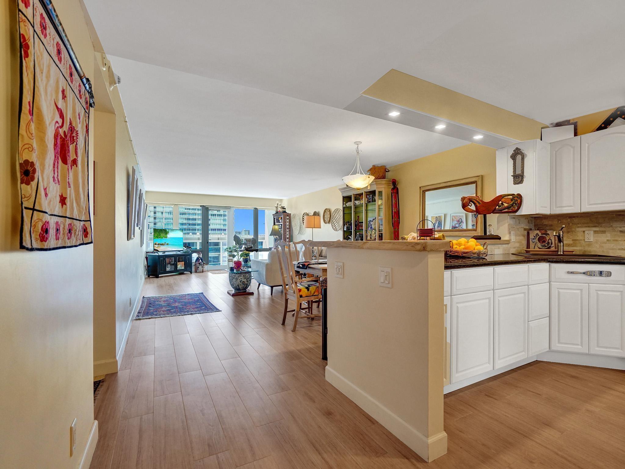 4100 Galt Ocean Dr 906