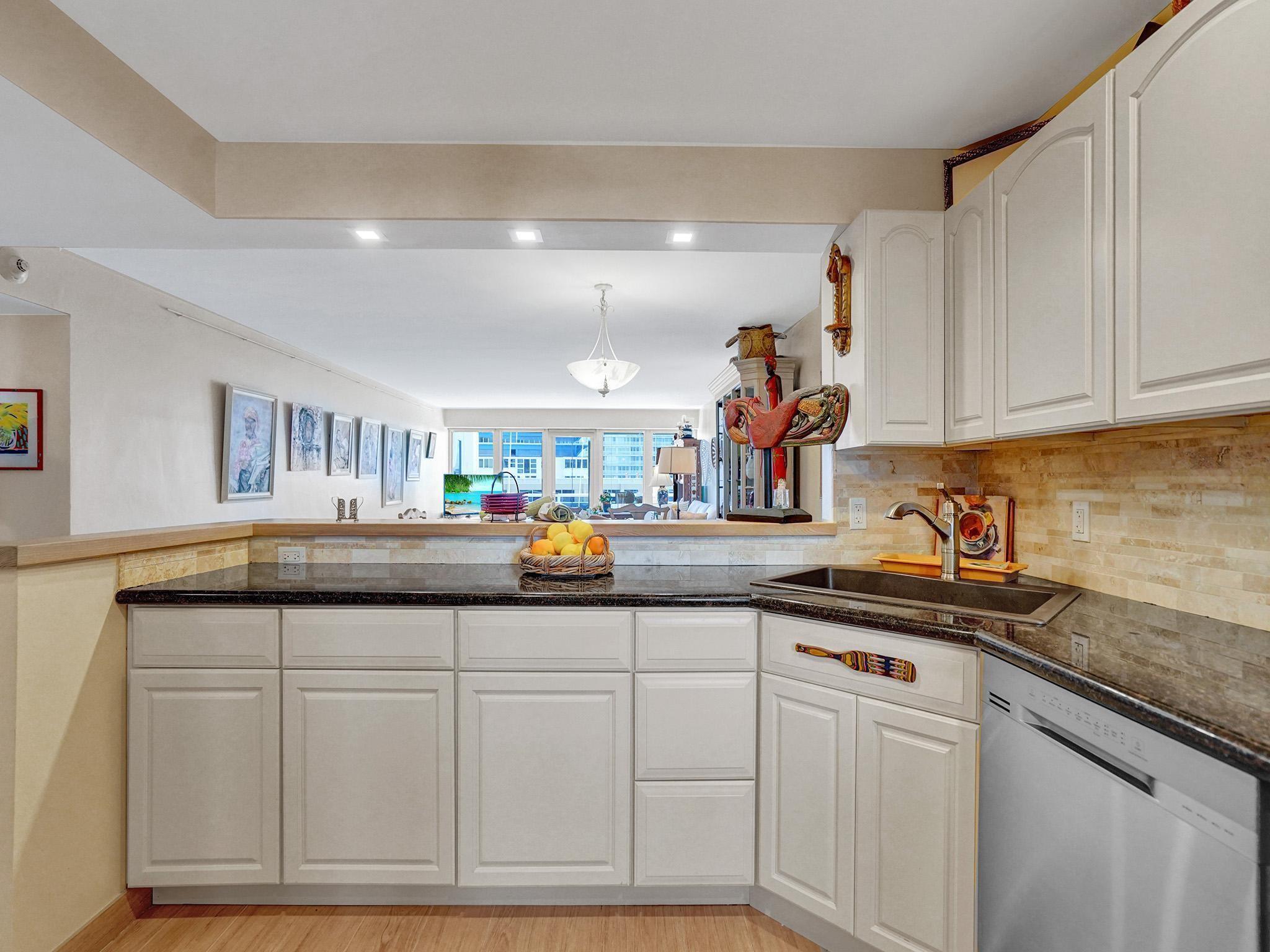 4100 Galt Ocean Dr 906