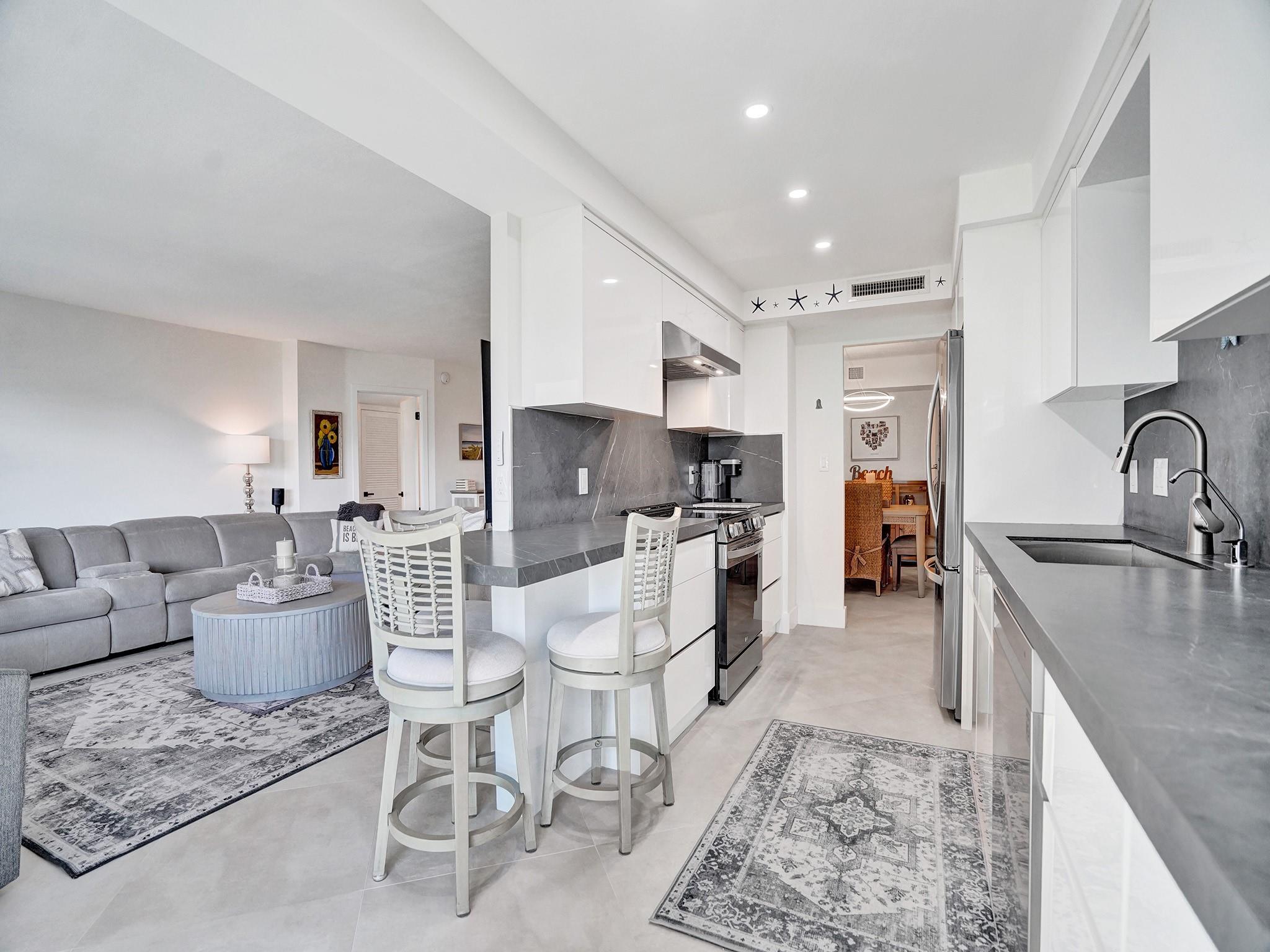 3400 Galt Ocean Dr 204S