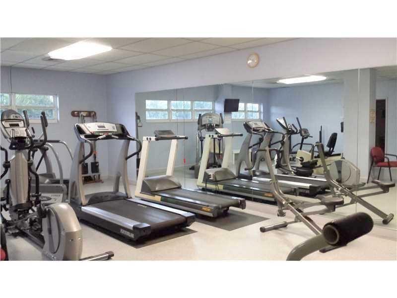 3400 Galt Ocean Dr 204S