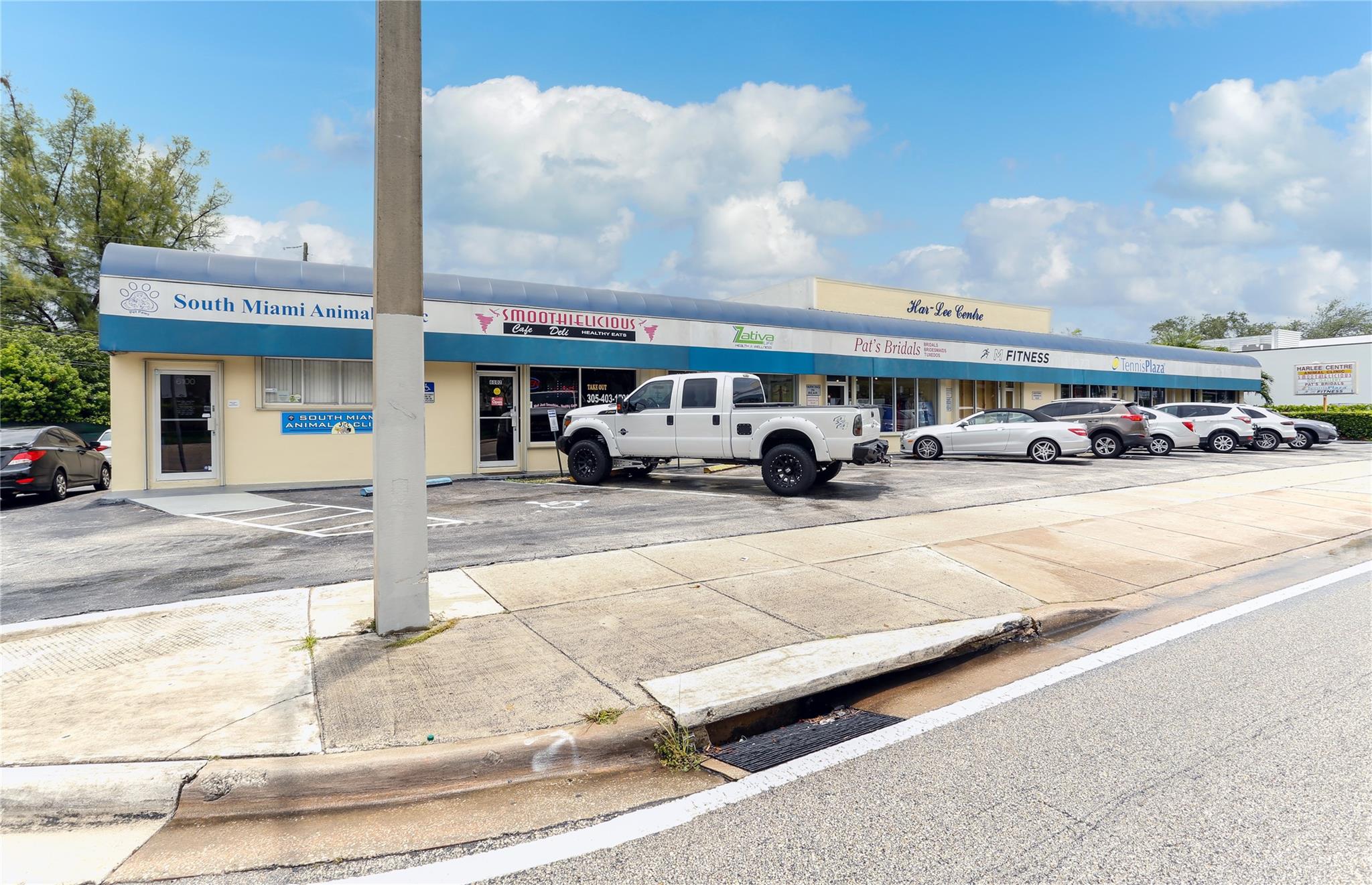 6100 S Dixie Hwy
