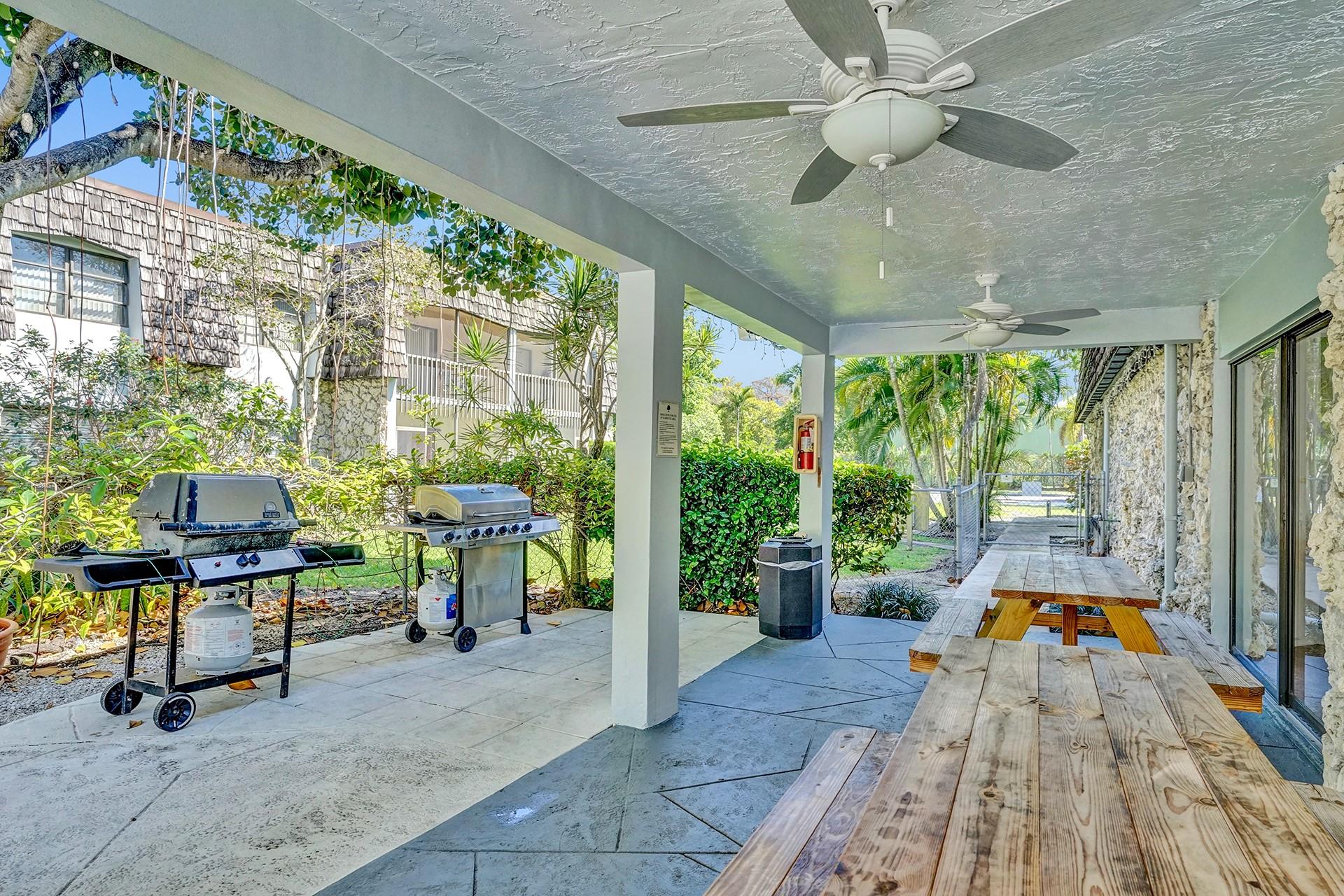 3123 OAKLAND SHORES DR D106