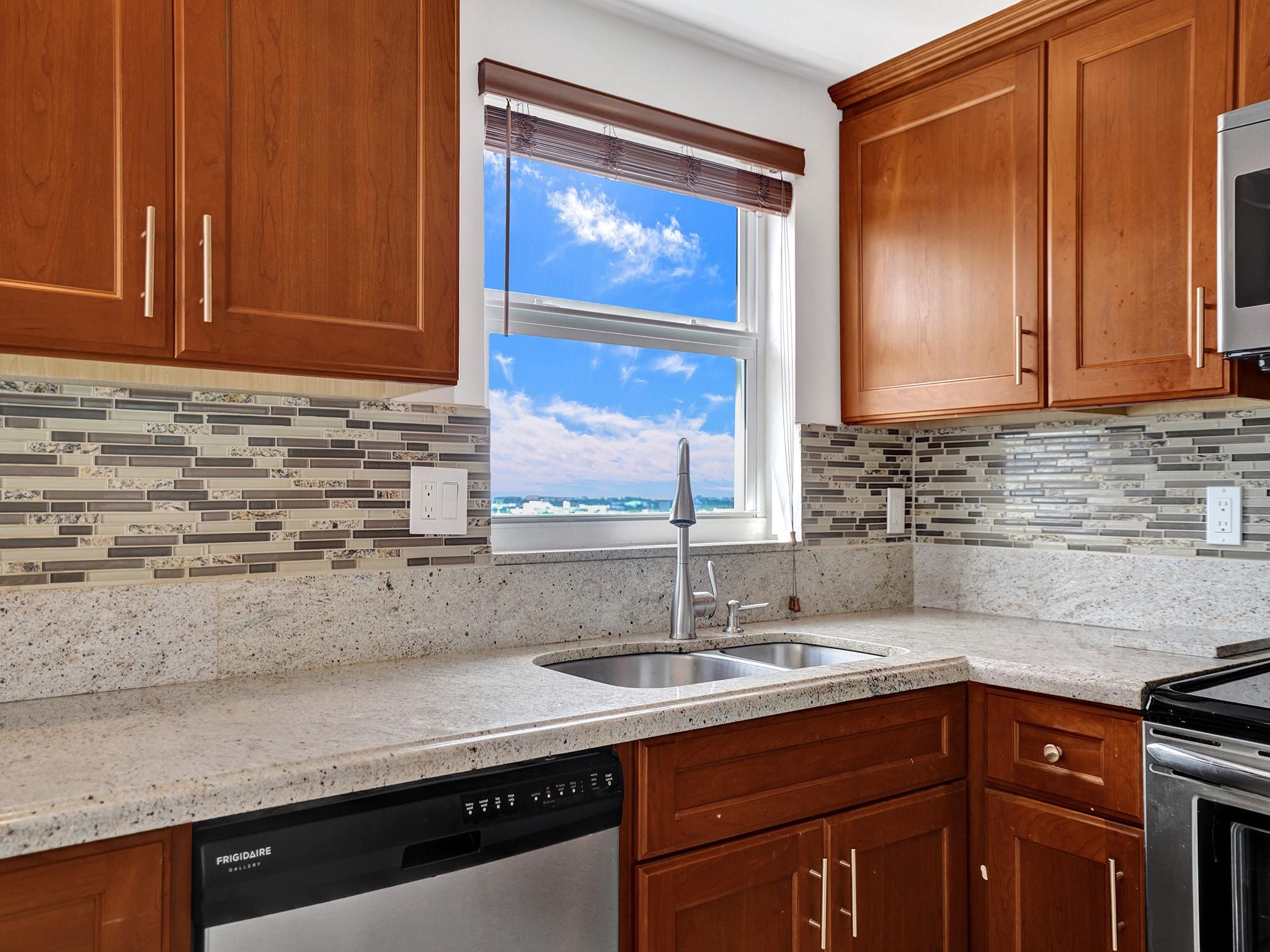 3850 Galt Ocean Dr 2006